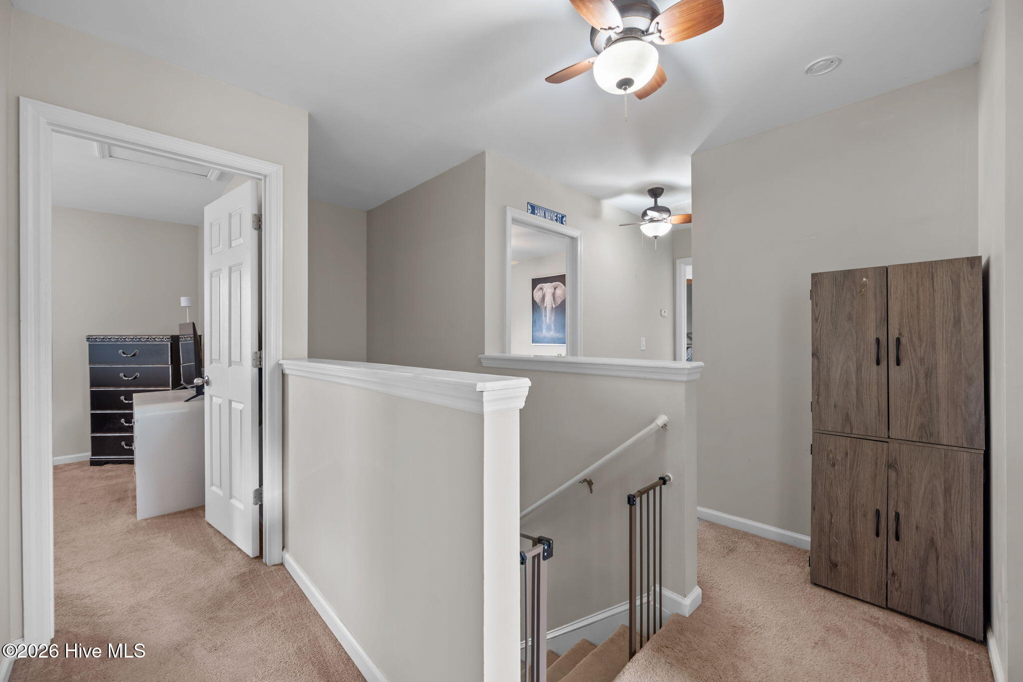 100567671 | Photo 38