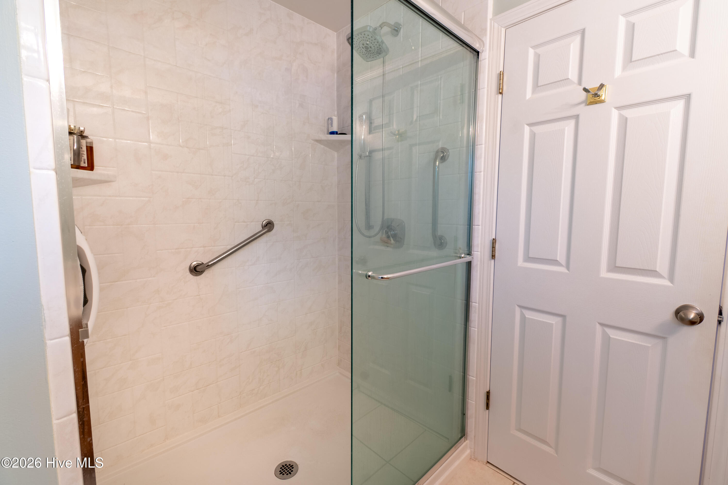 100554380 | Photo 28