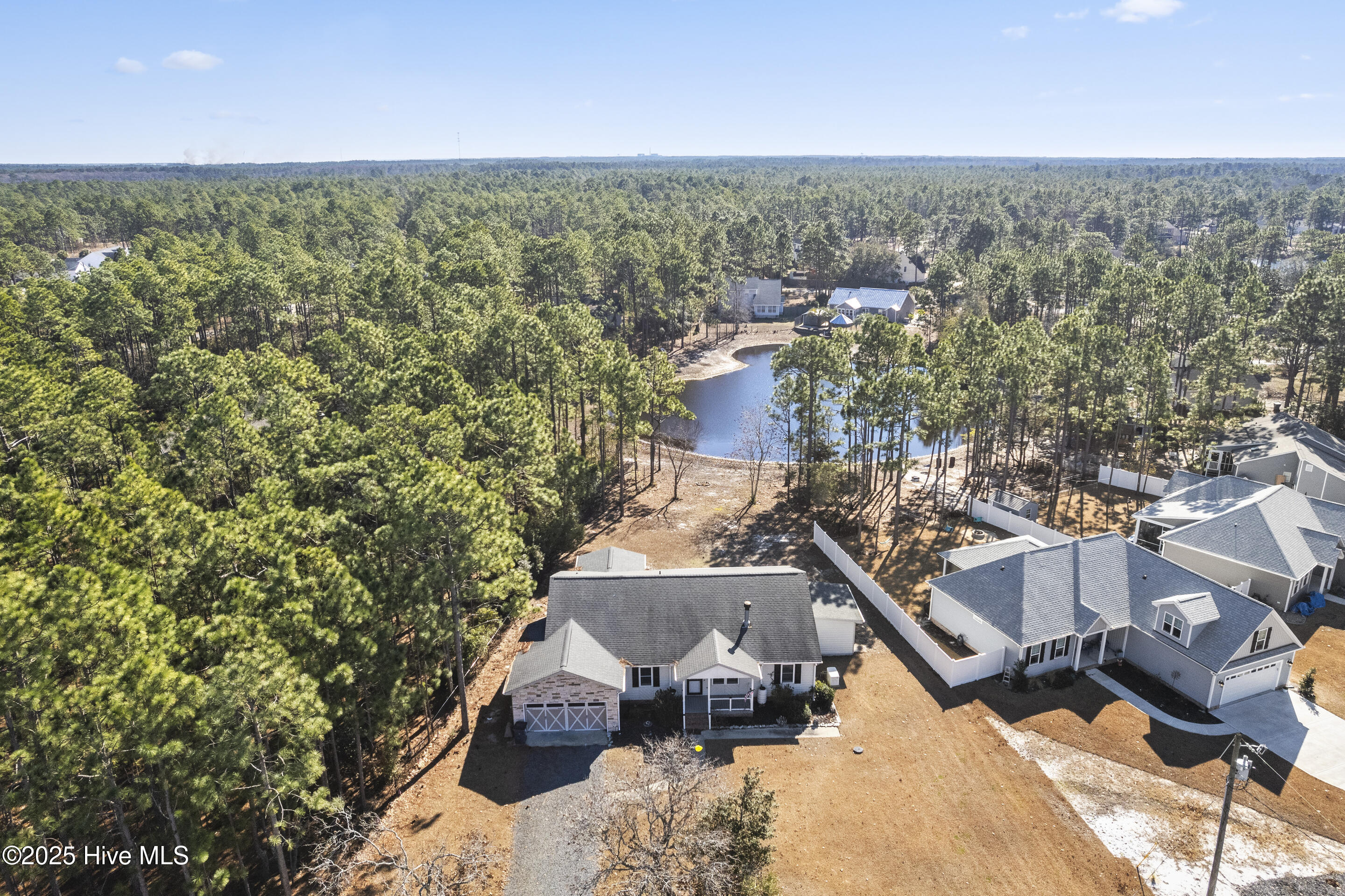 100484039 | Photo 44