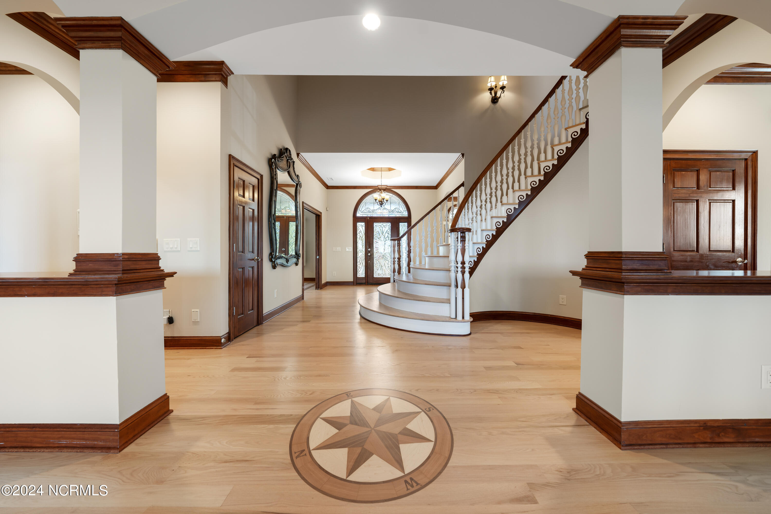 100511471 | Photo 38