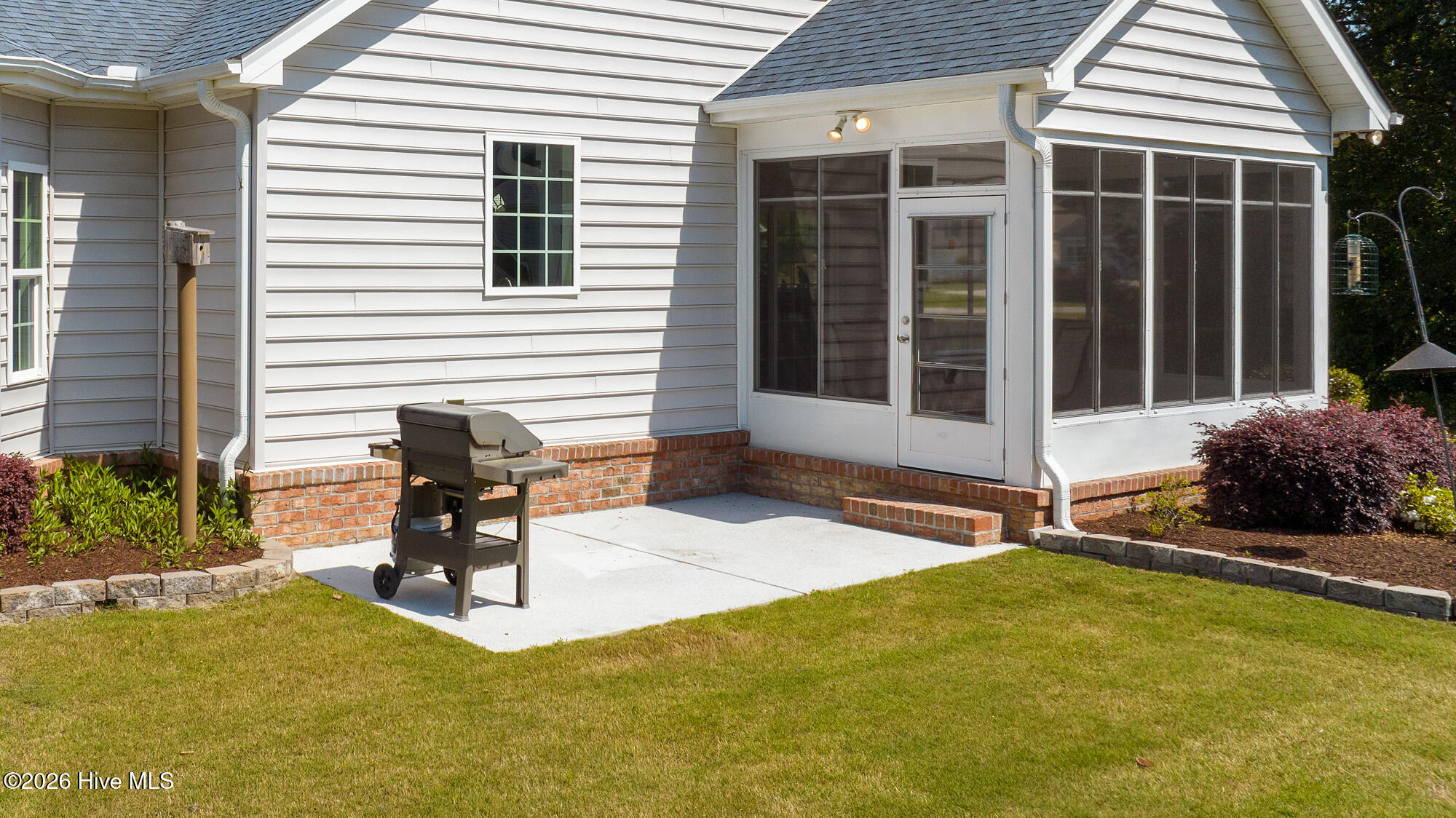 100567738 | Photo 20