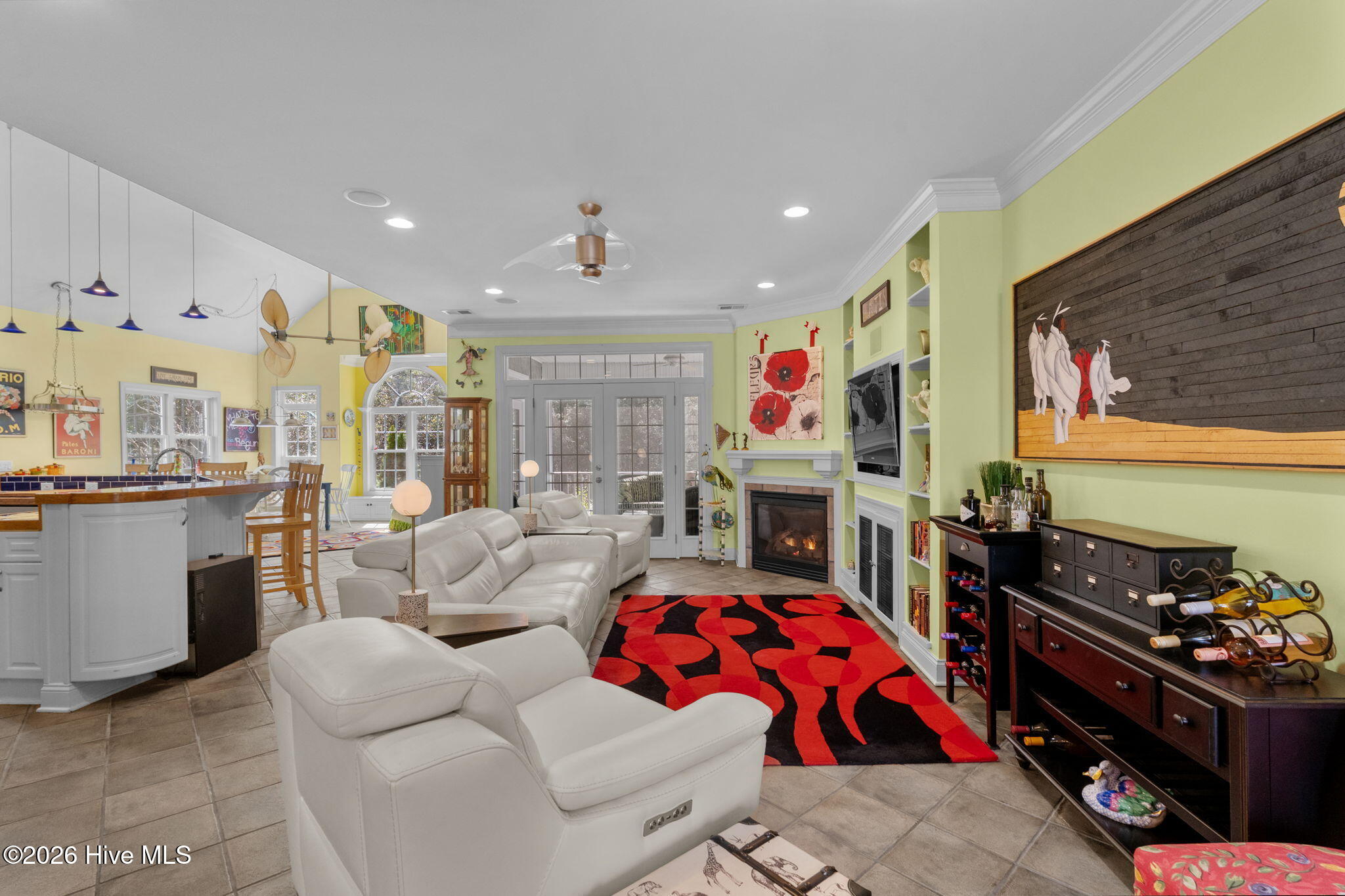 100565565 | Photo 11