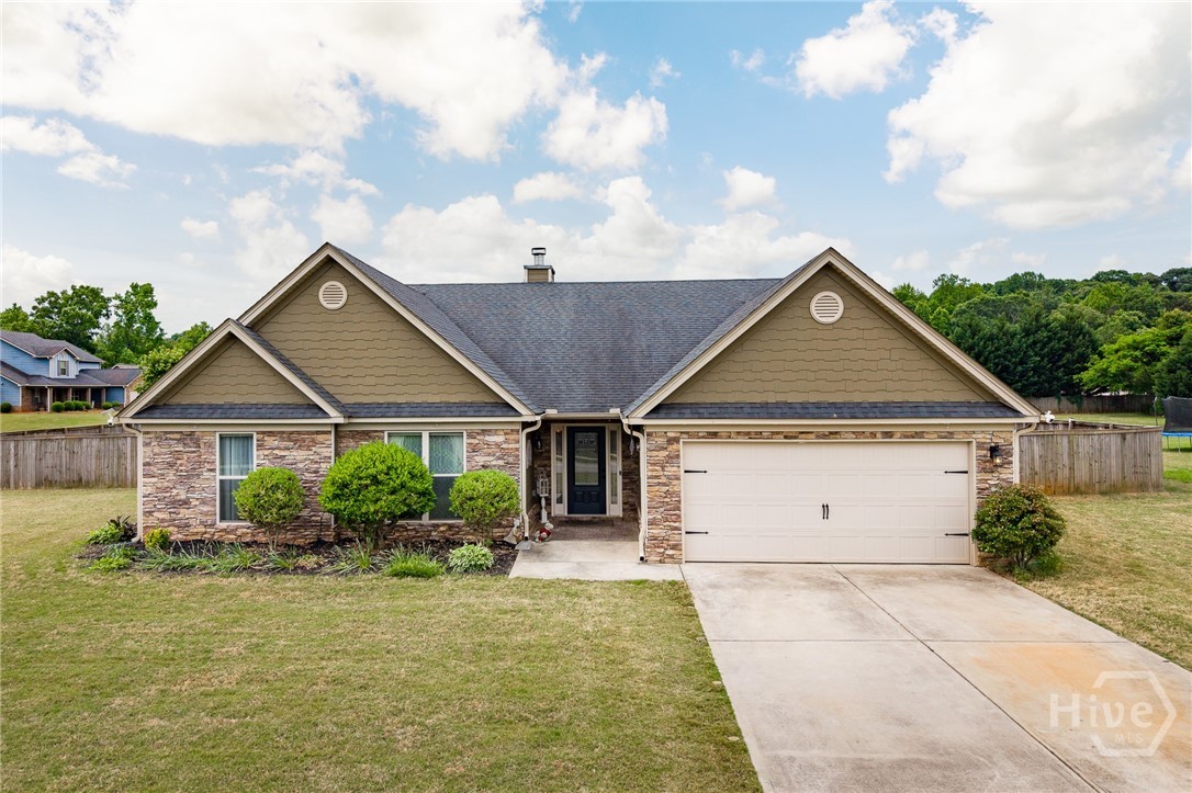 Property at 19 Lake Point Court