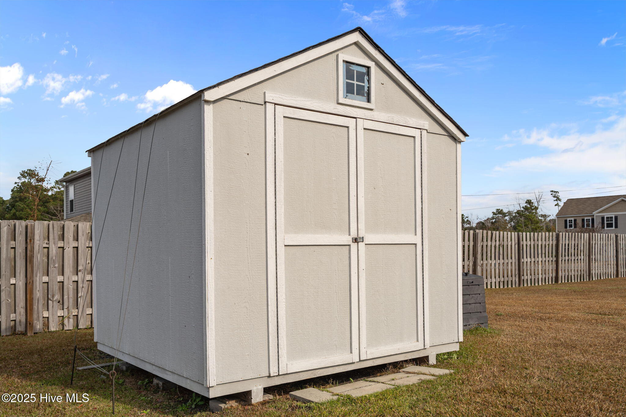 100536149 | Photo 28