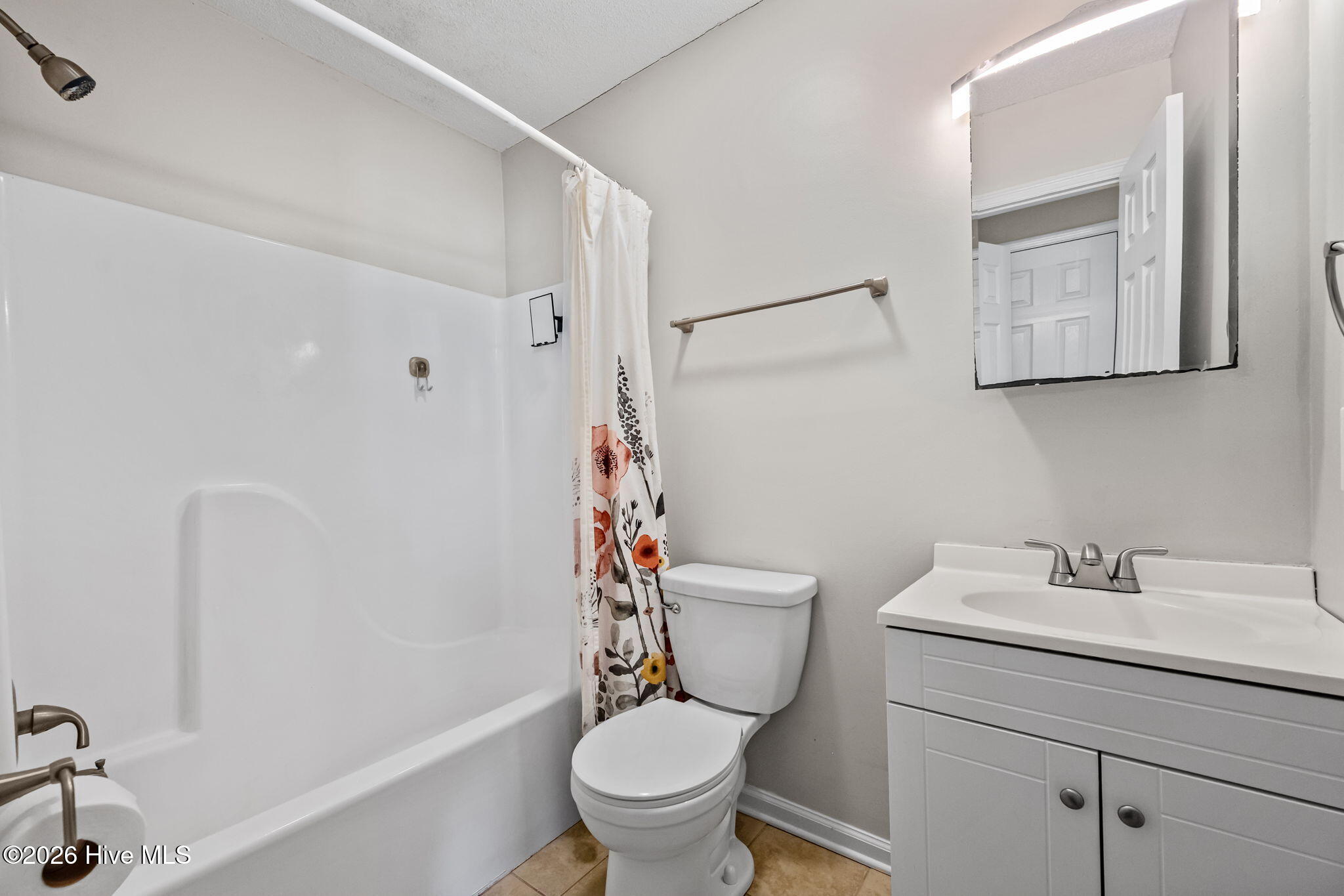 100555497 | Photo 19