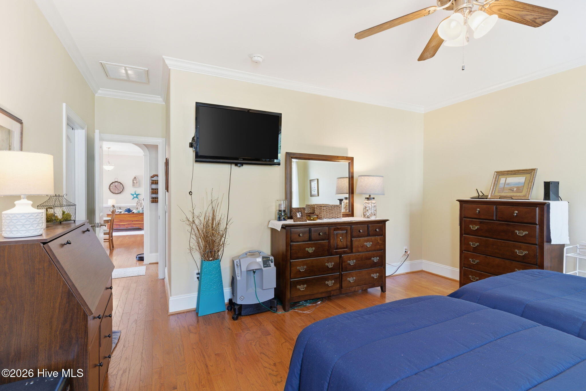 100569602 | Photo 32