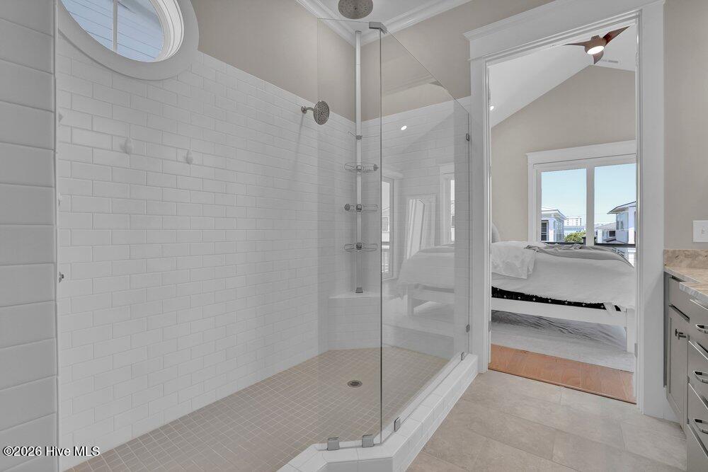24 Seagull Street Unit B, Wrightsville Beach, NC 28480 – photo 17: img_4571