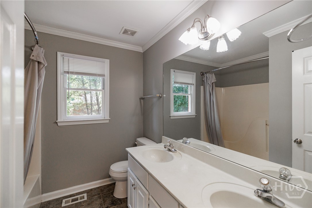 1220 Twelve Oaks Circle