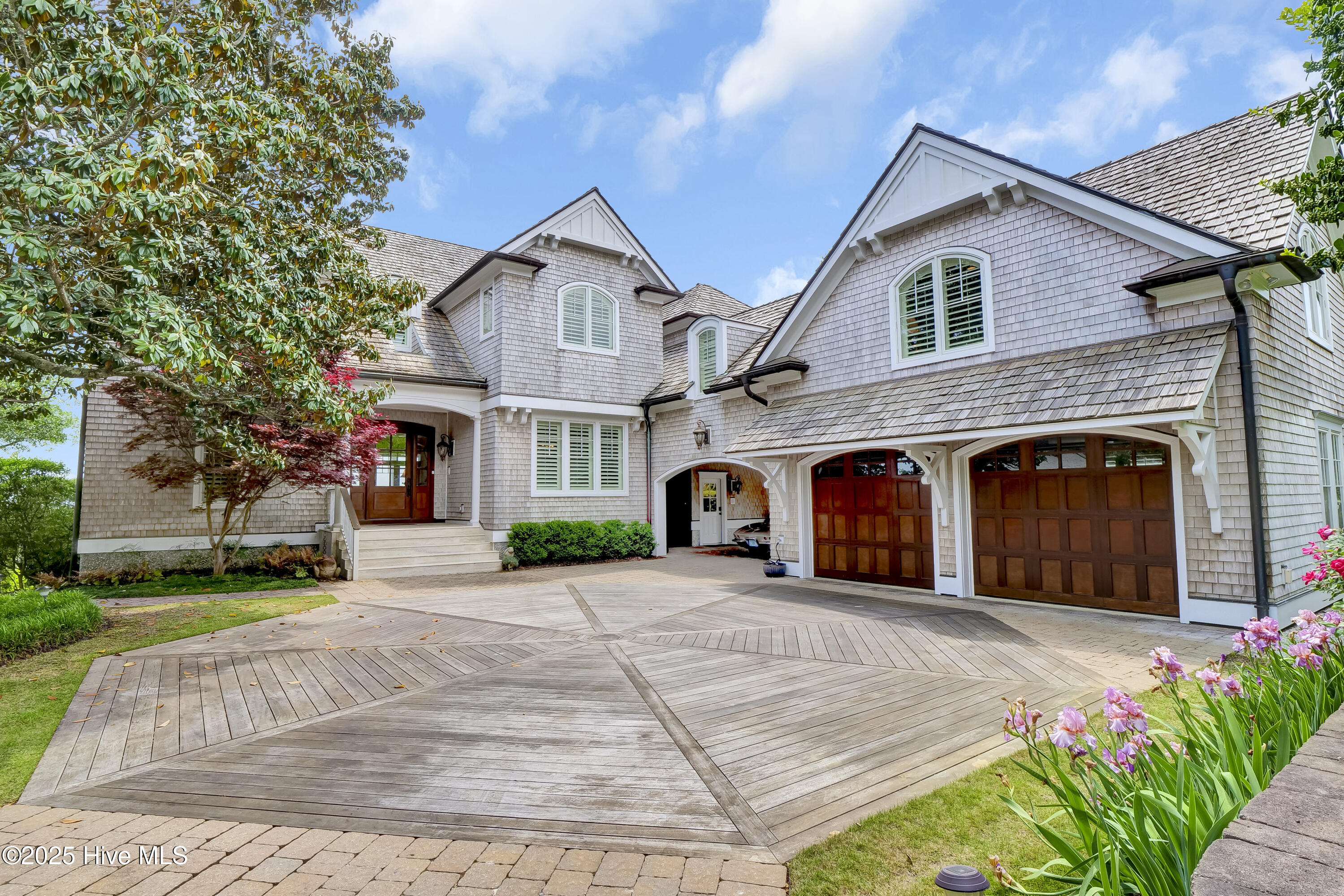 Homes for sale in Wilmington, NC | 109 Live Oak Ln, Wilmington, NC 28411 | MLS# 100504113