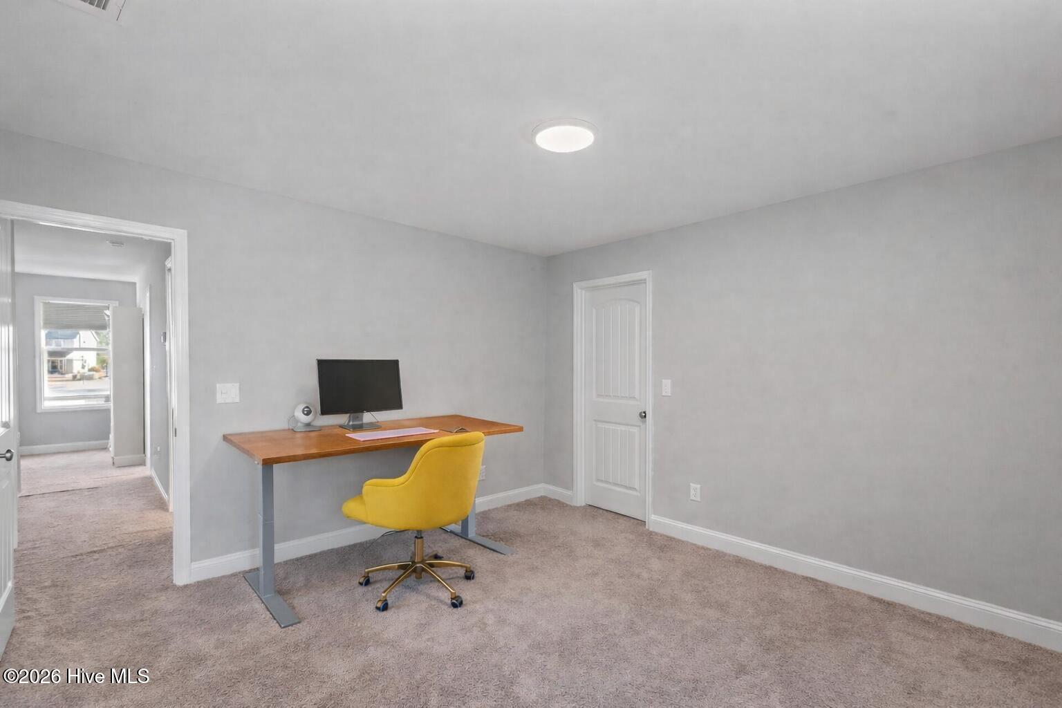 100554111 | Photo 28