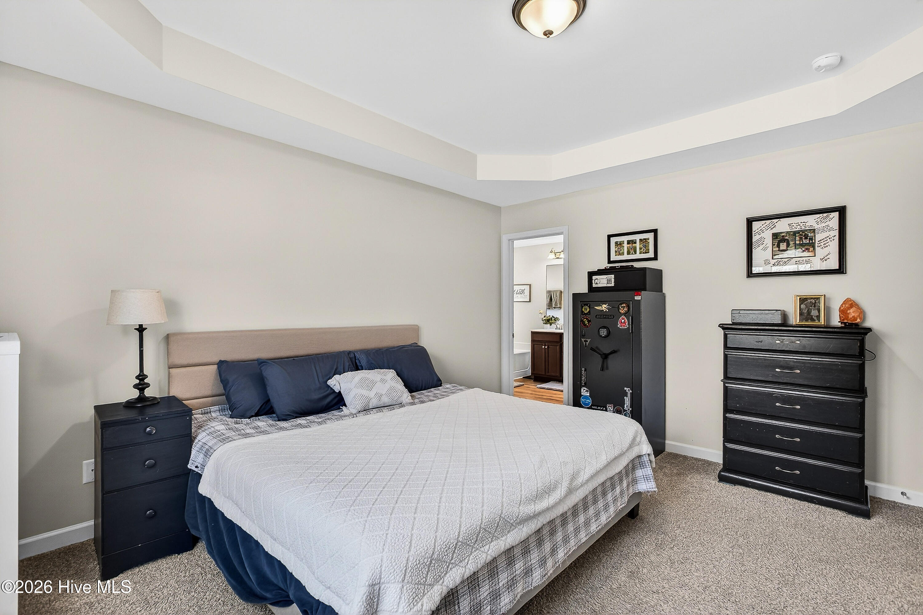 100558080 | Photo 27