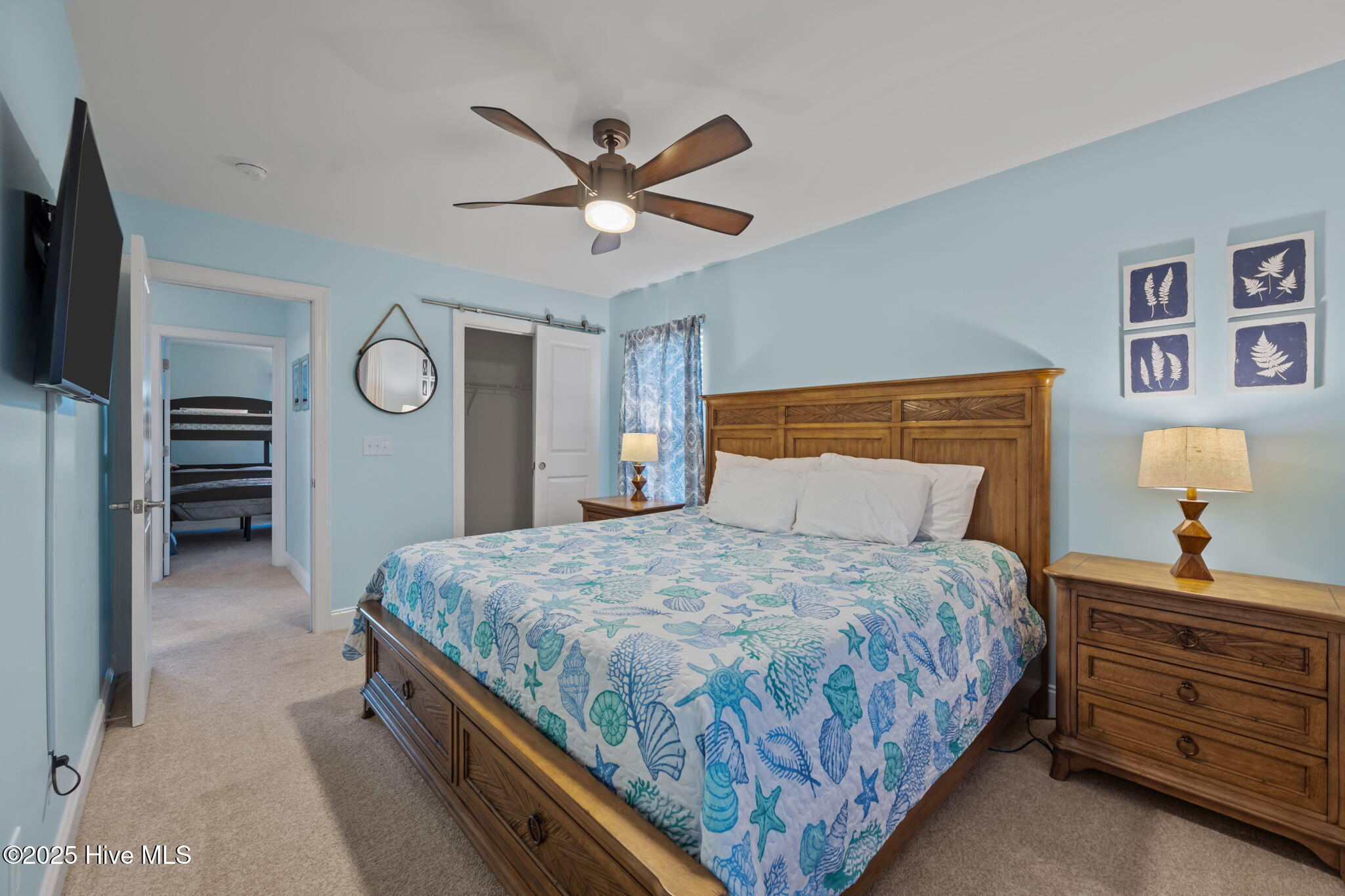 100537897 | Photo 22