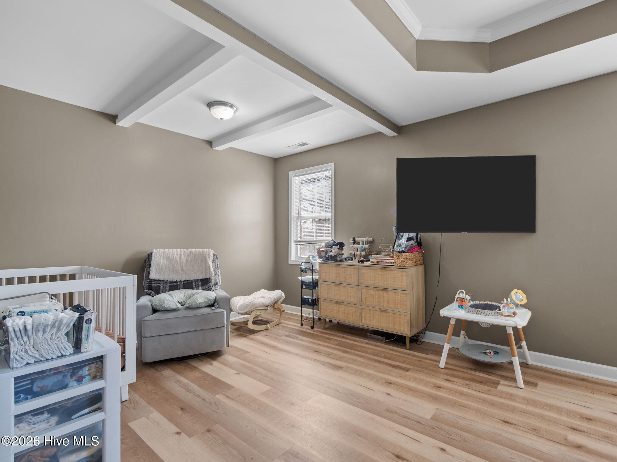 100547067 | Photo 32