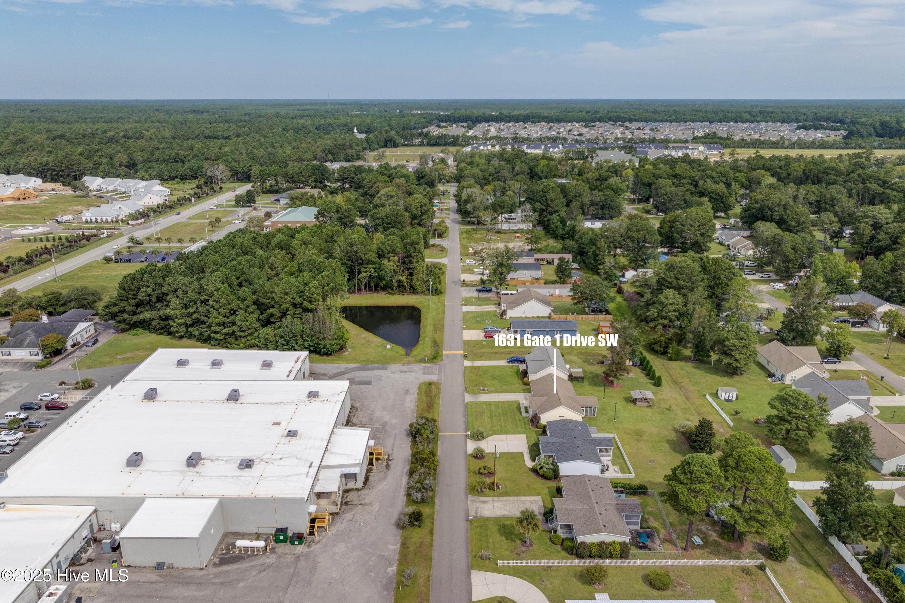 100530033 | Photo 37