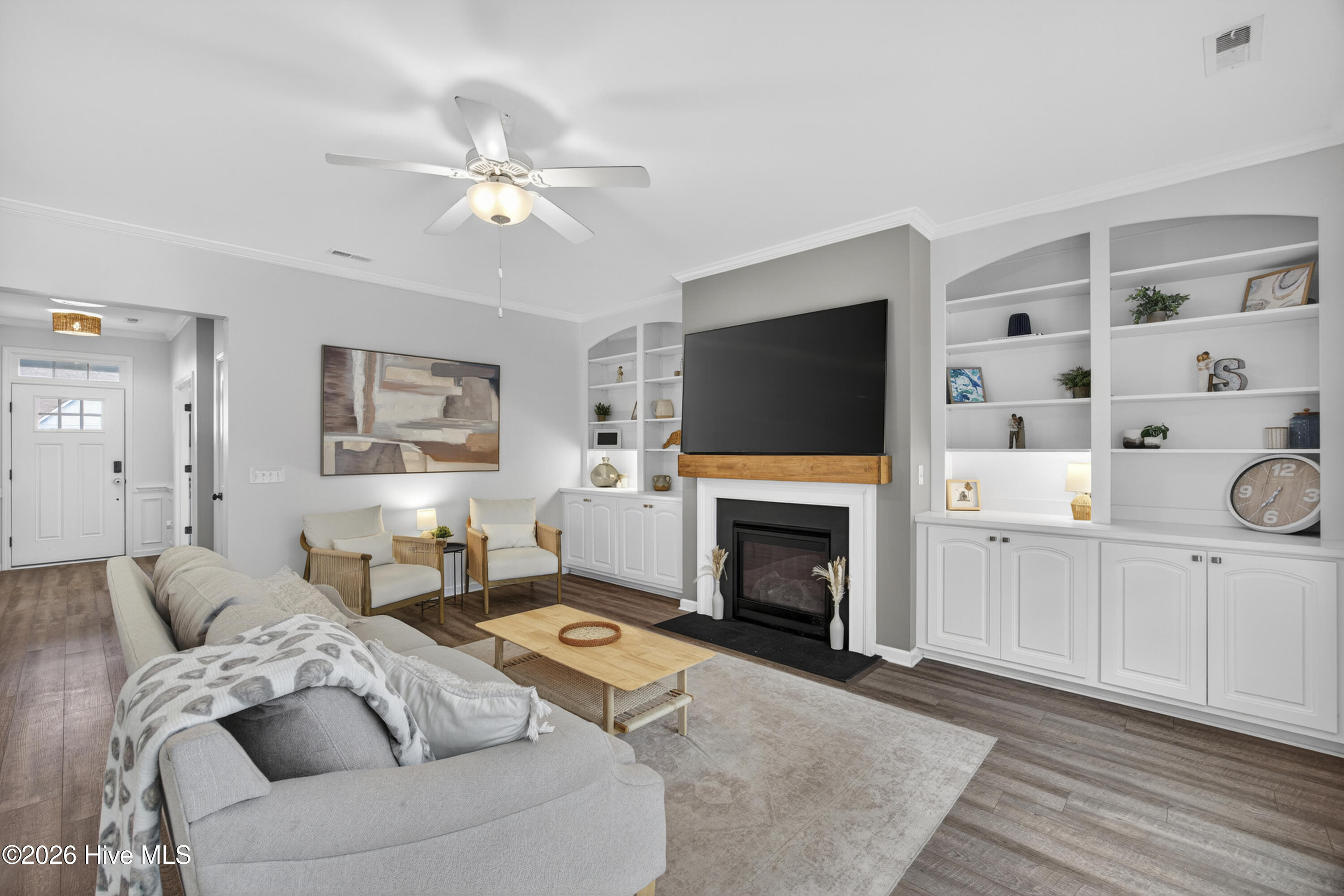 100567368 | Photo 14