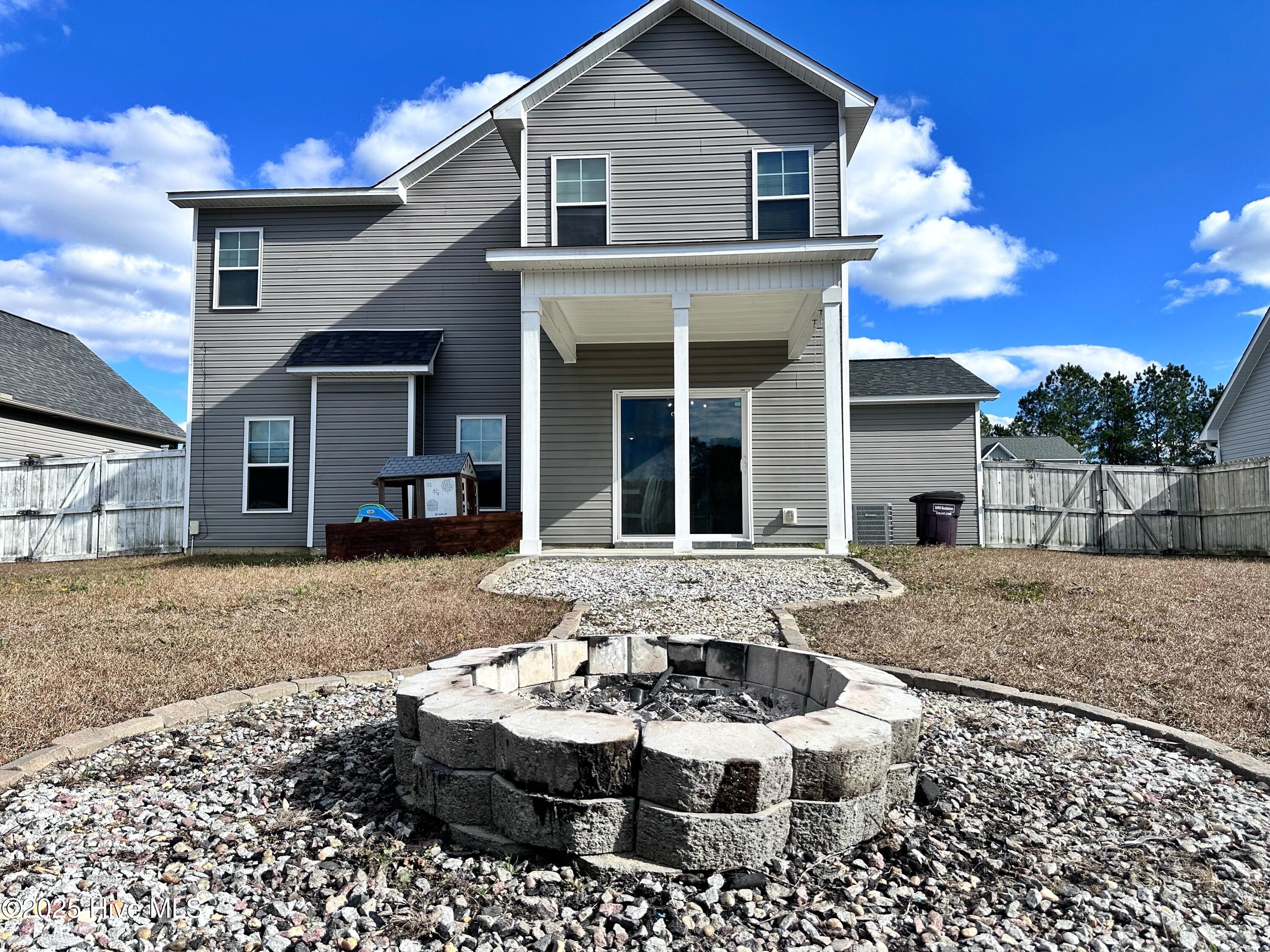 100545917 | Photo 39