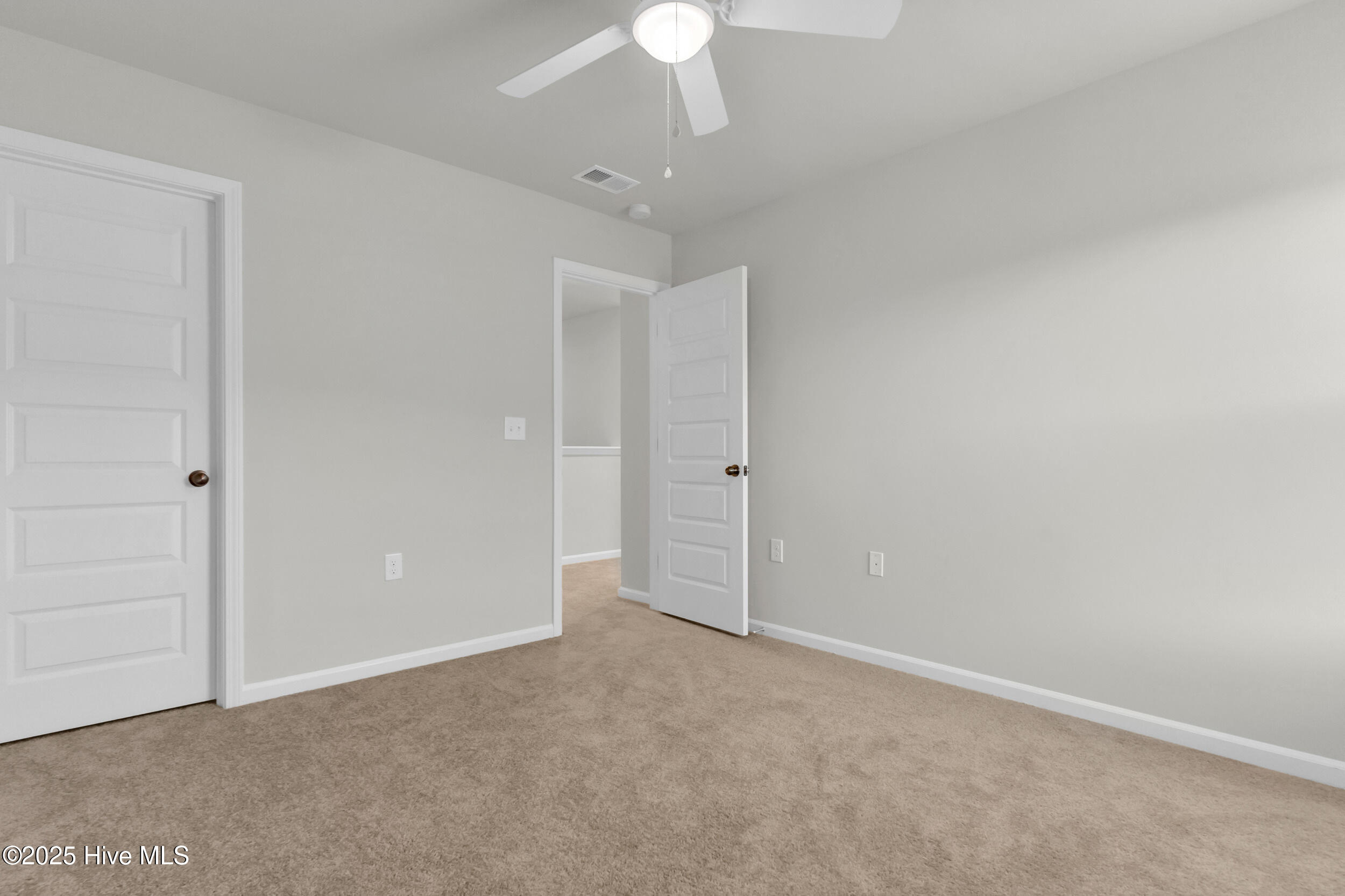 100546291 | Photo 41