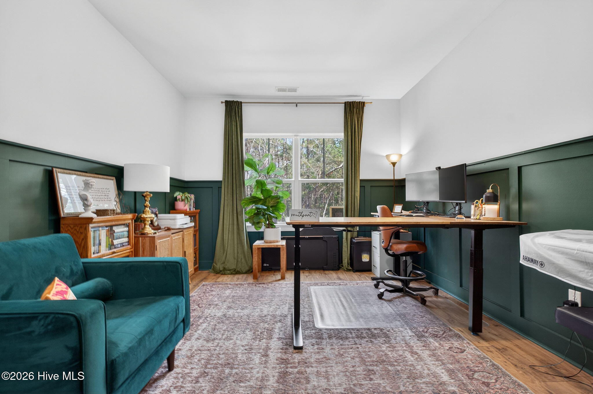 100559815 | Photo 41