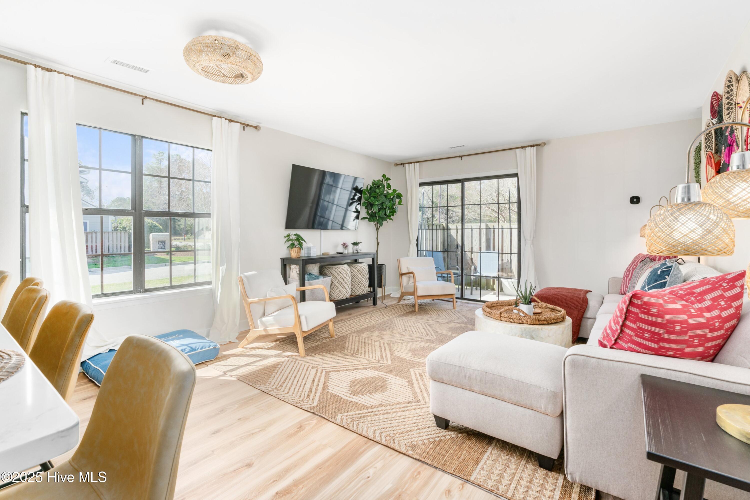 1701 41st Street Apt A, Wilmington, NC 28403 – photo 11: DSC01129.jpg-SMALL