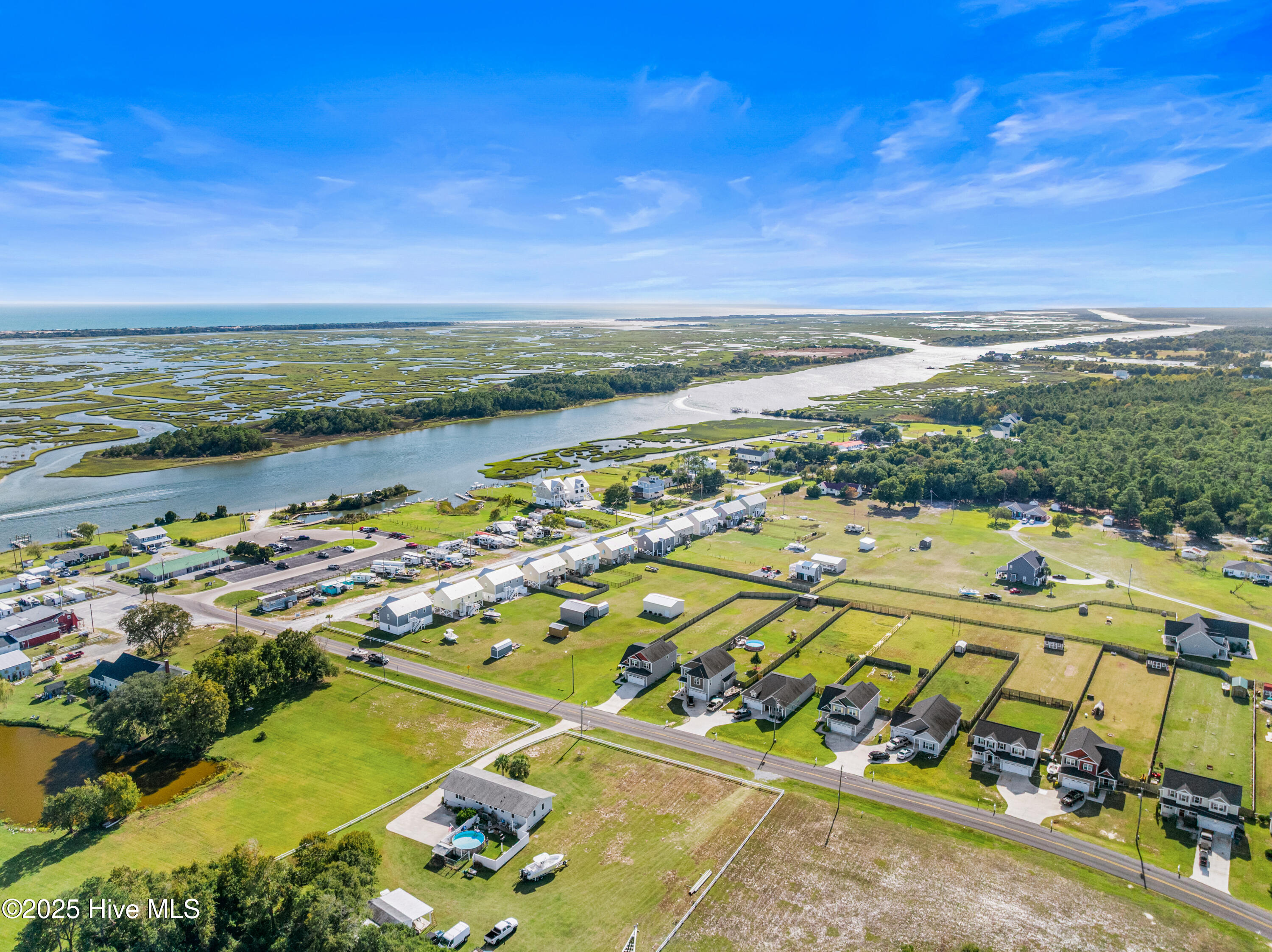 100538122 | Photo 60