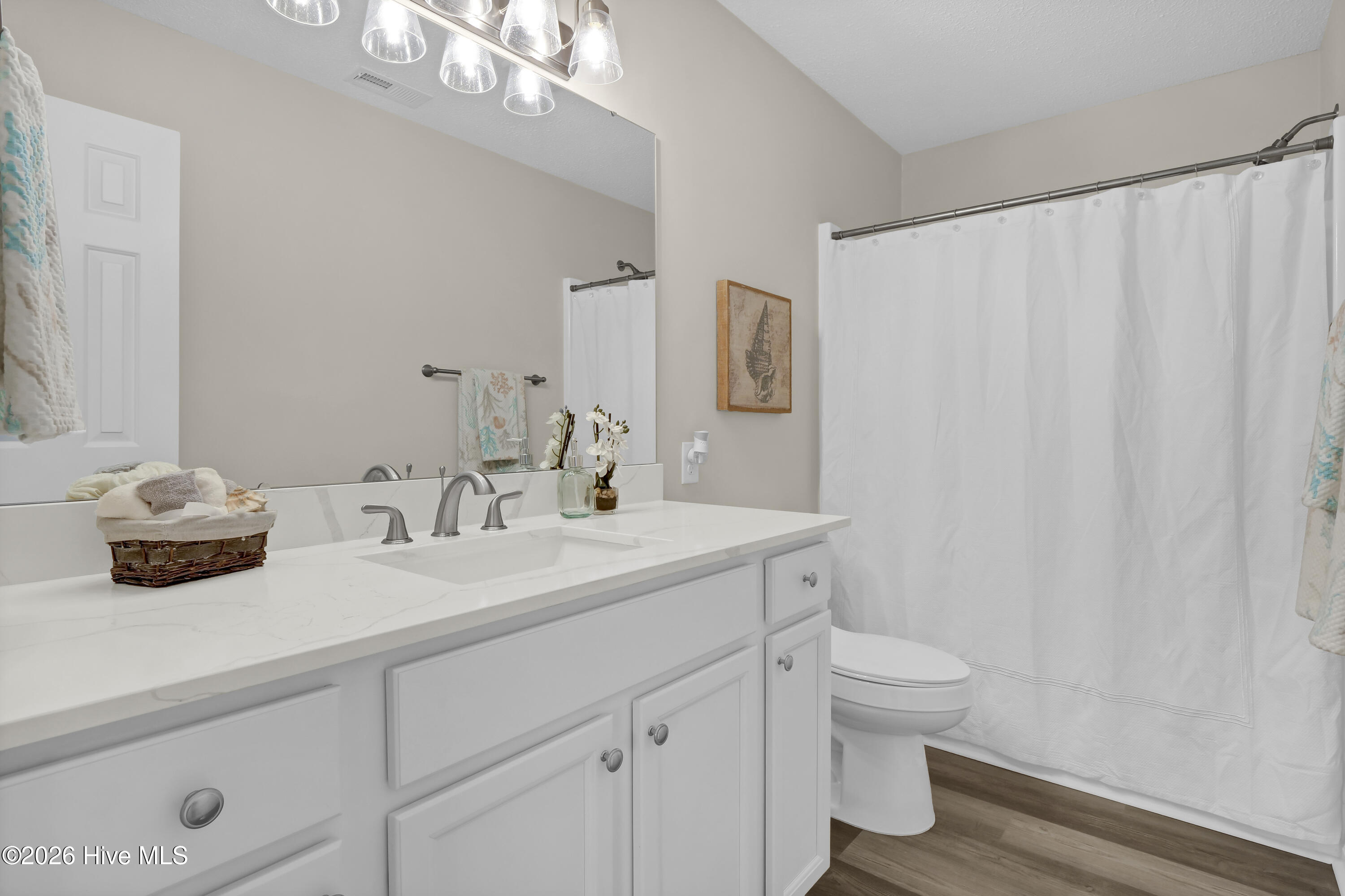 100552013 | Photo 25