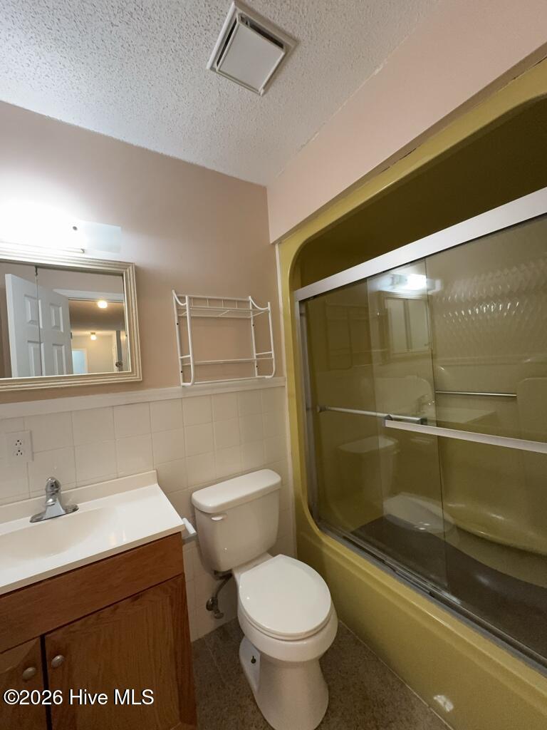 100564135 | Photo 17