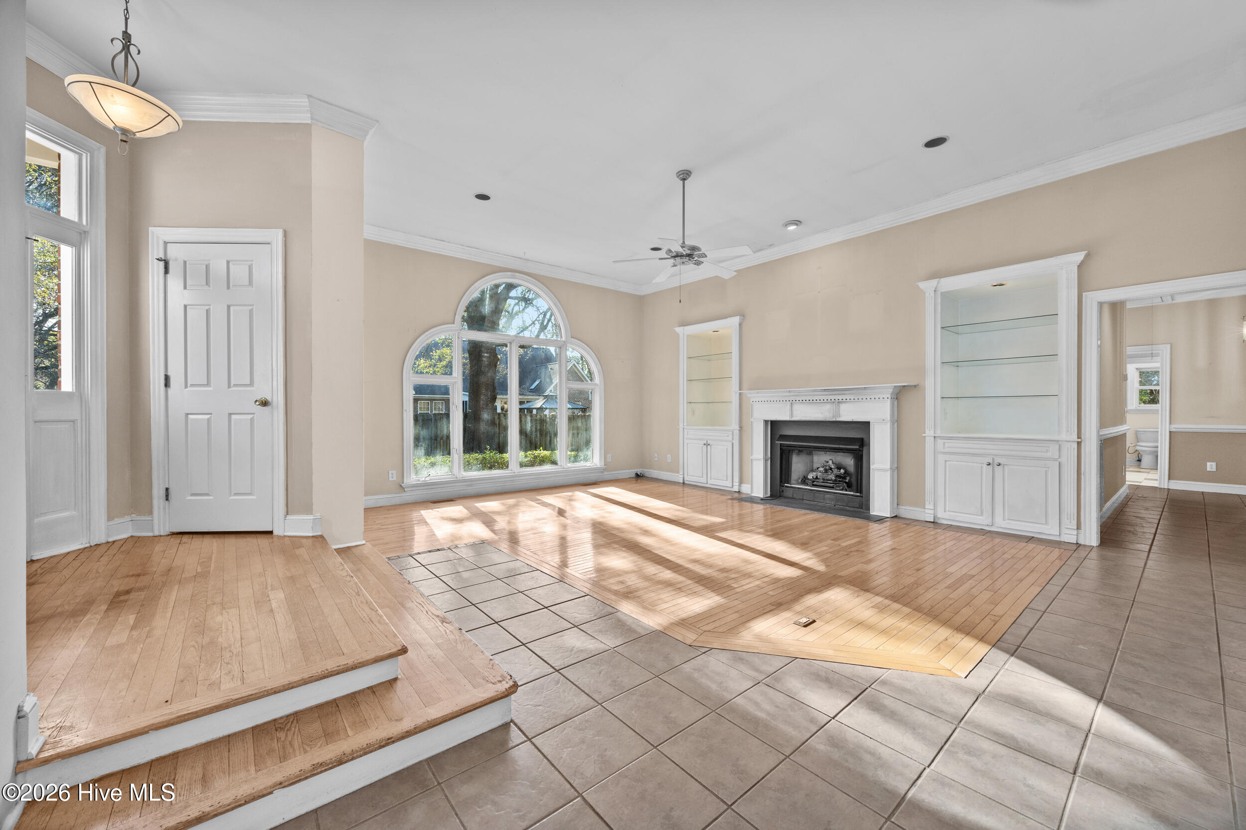 100554944 | Photo 10