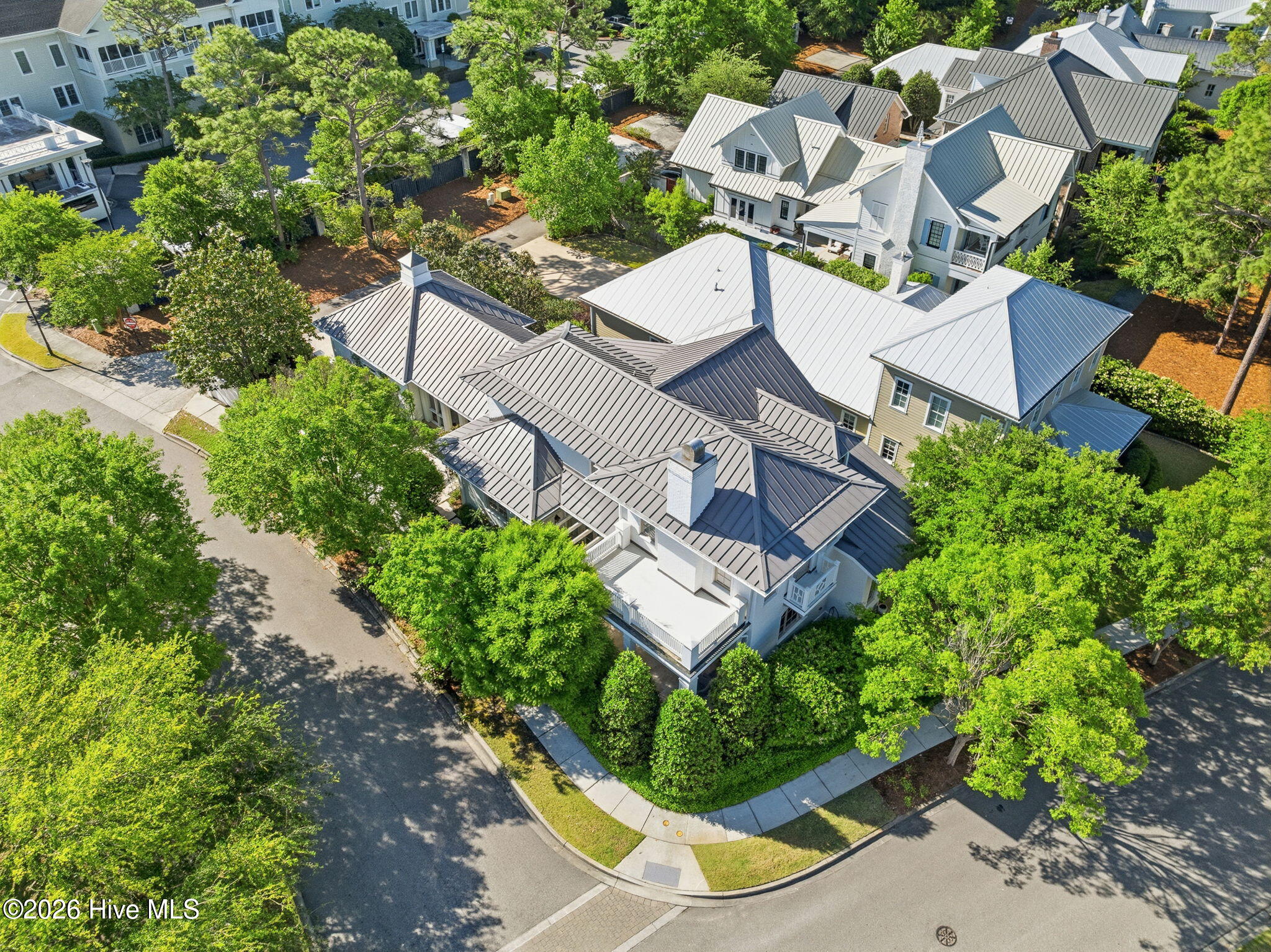 100570583 | Photo 78