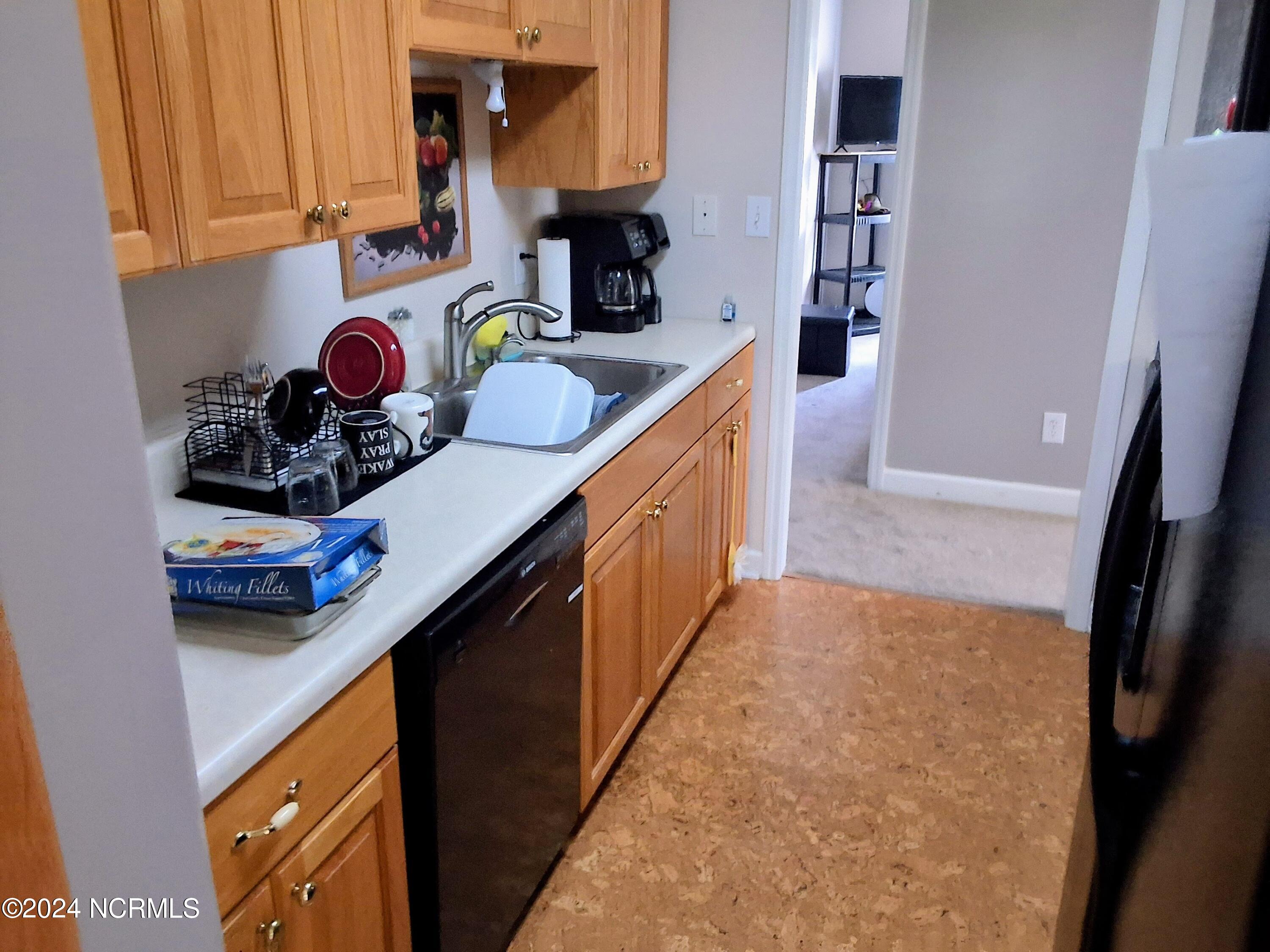 100463336 | Photo 18