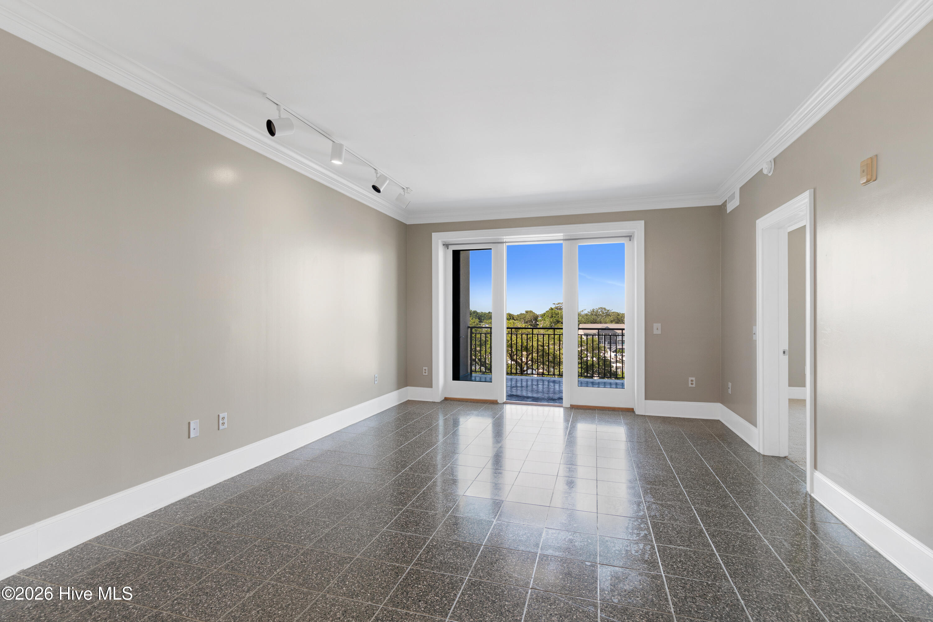4425 Arendell 402 Harborside Club,Morehead City