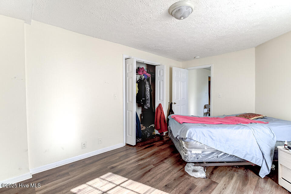 100541368 | Photo 10