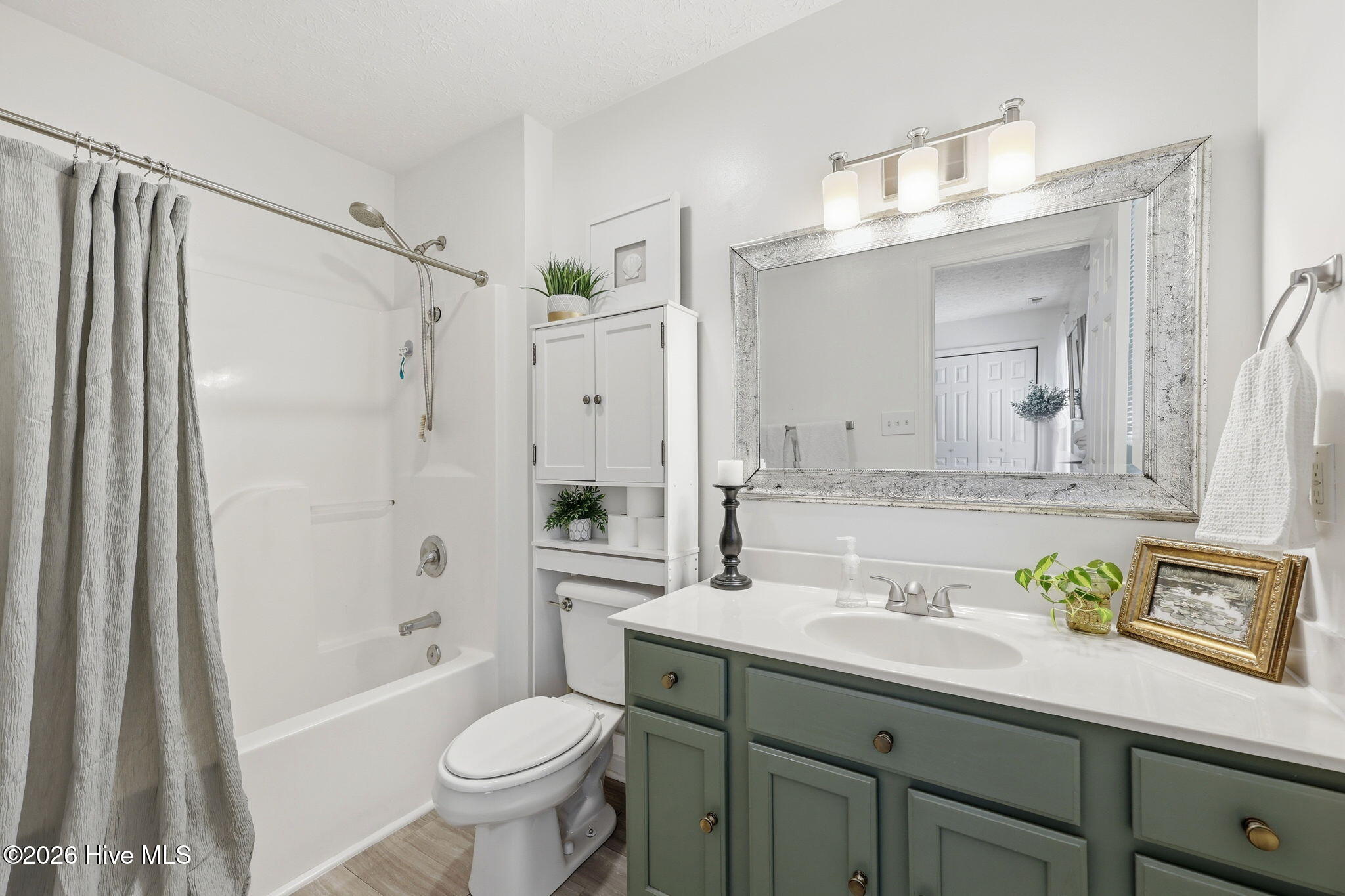 103 Coachman Lane,Newport
