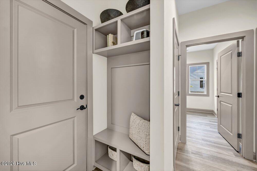 100559132 | Photo 27