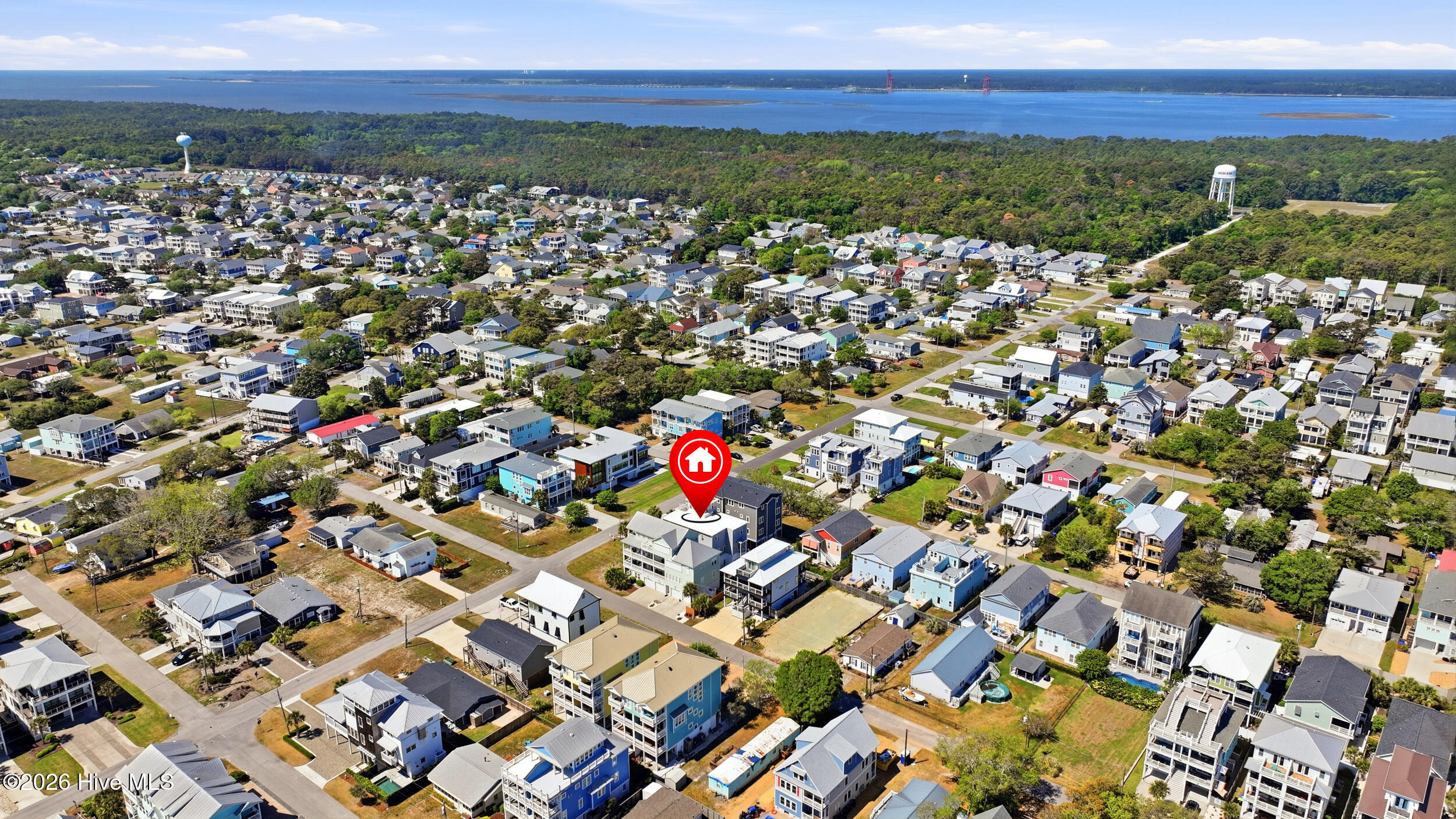 100568408 | Photo 60