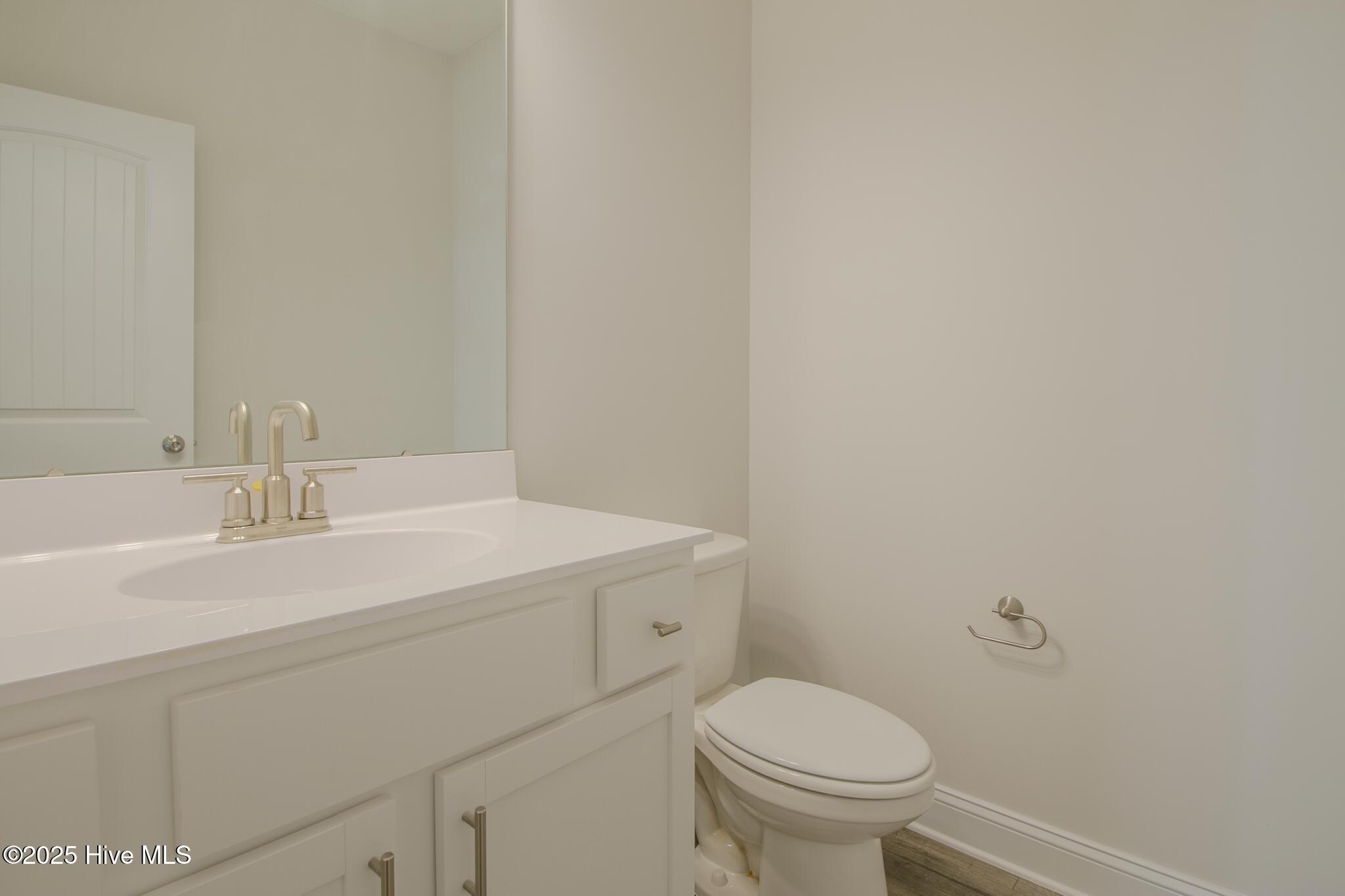 100497417 | Photo 15