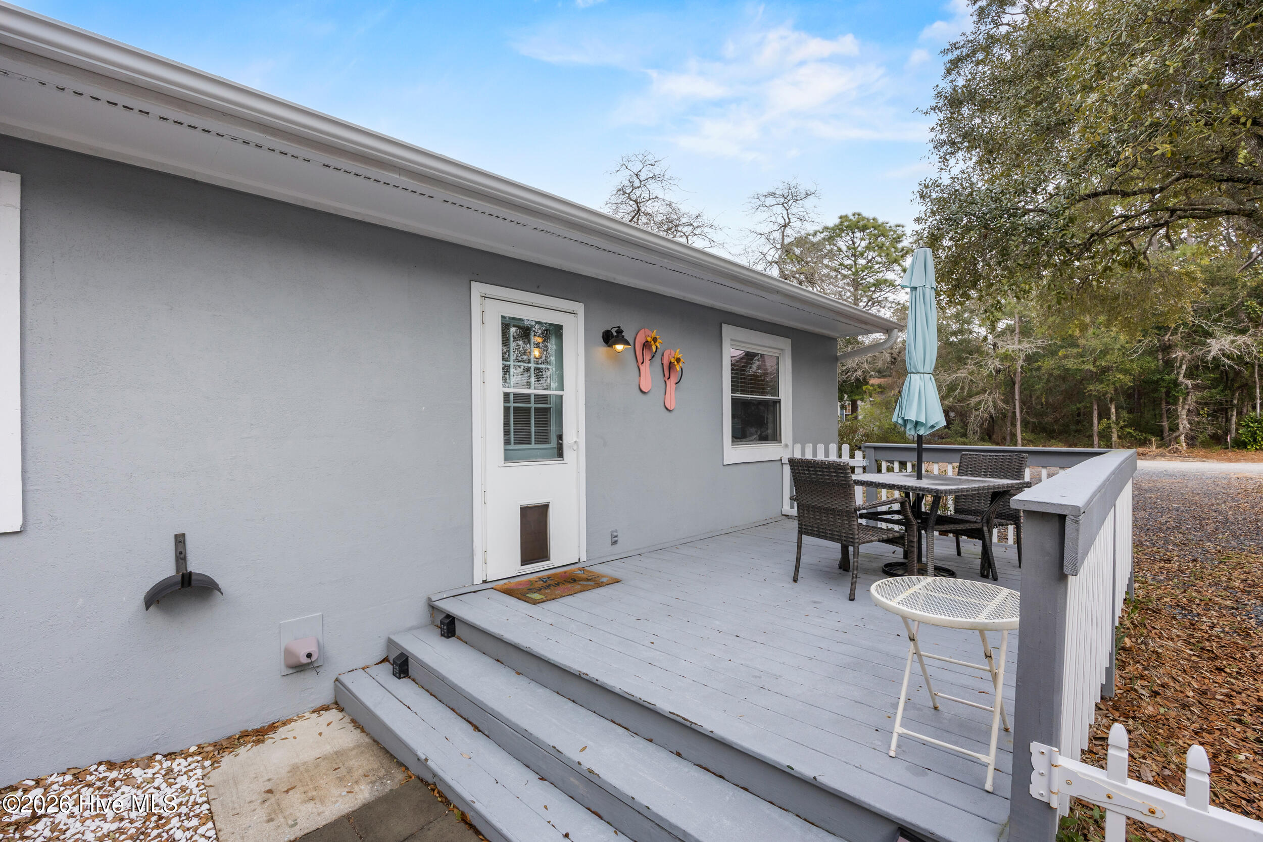 100554331 | Photo 35