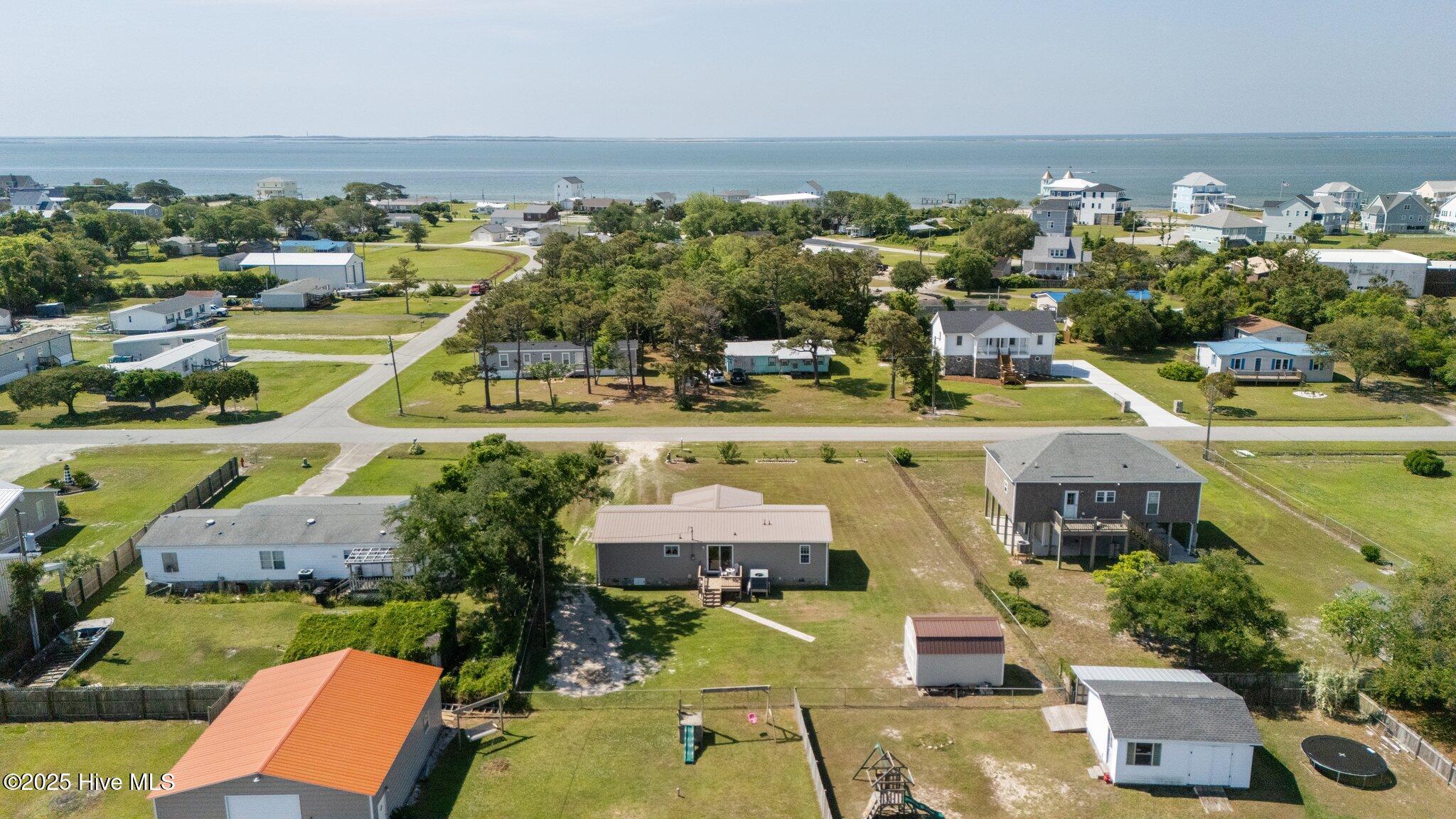 139 Diamond City Drive, Harkers Island, NC, 28531