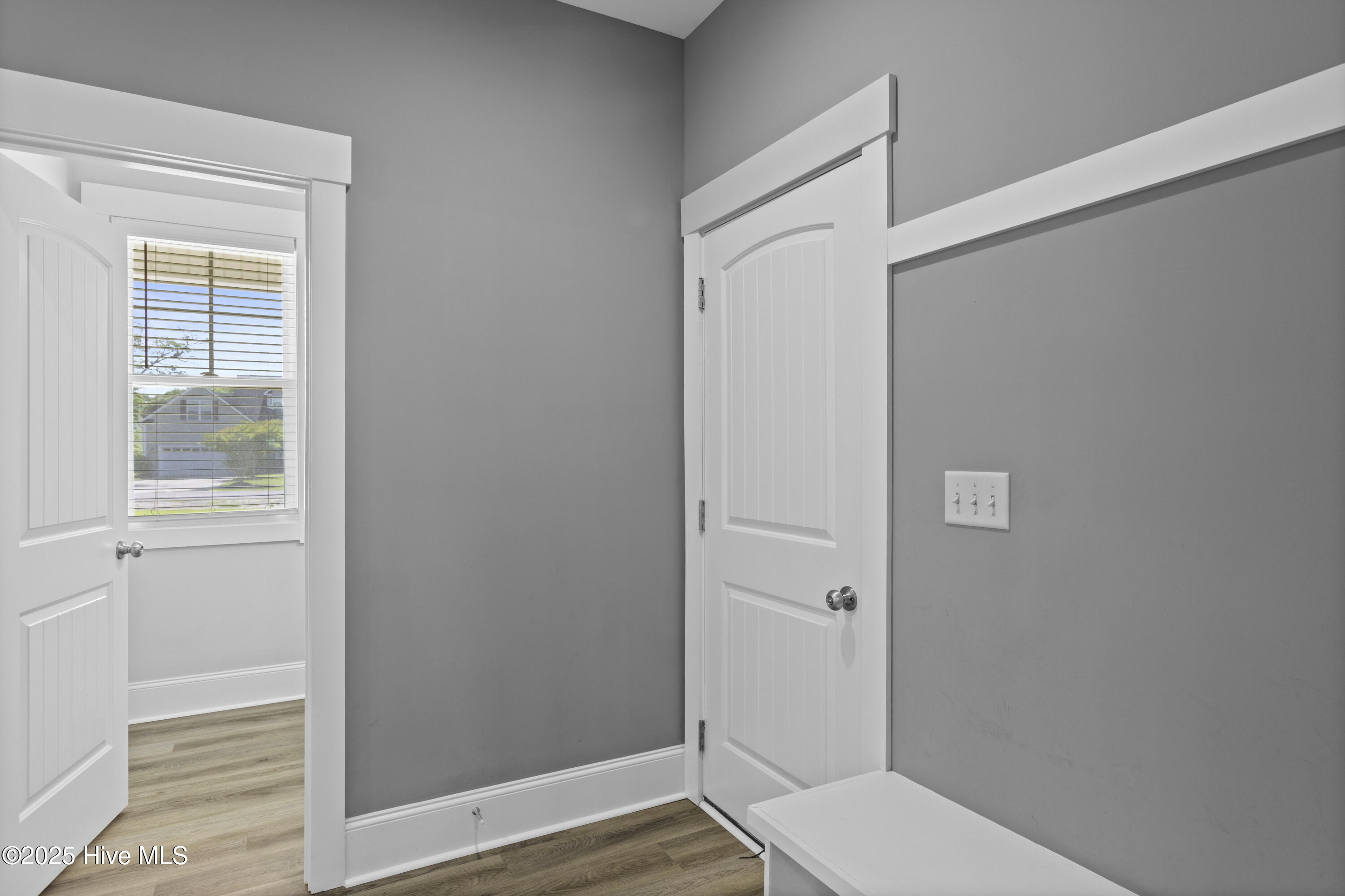 100569524 | Photo 12