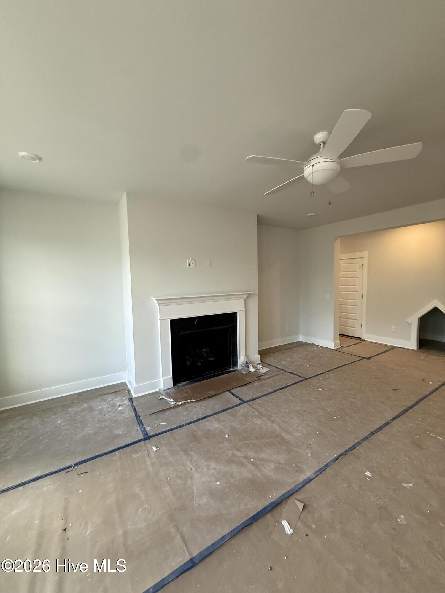 100550675 | Photo 11