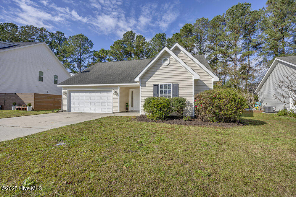 Homes for sale in Navassa, NC | 915 Edna Fields Dr, Navassa, NC 28451 | MLS# 100543937