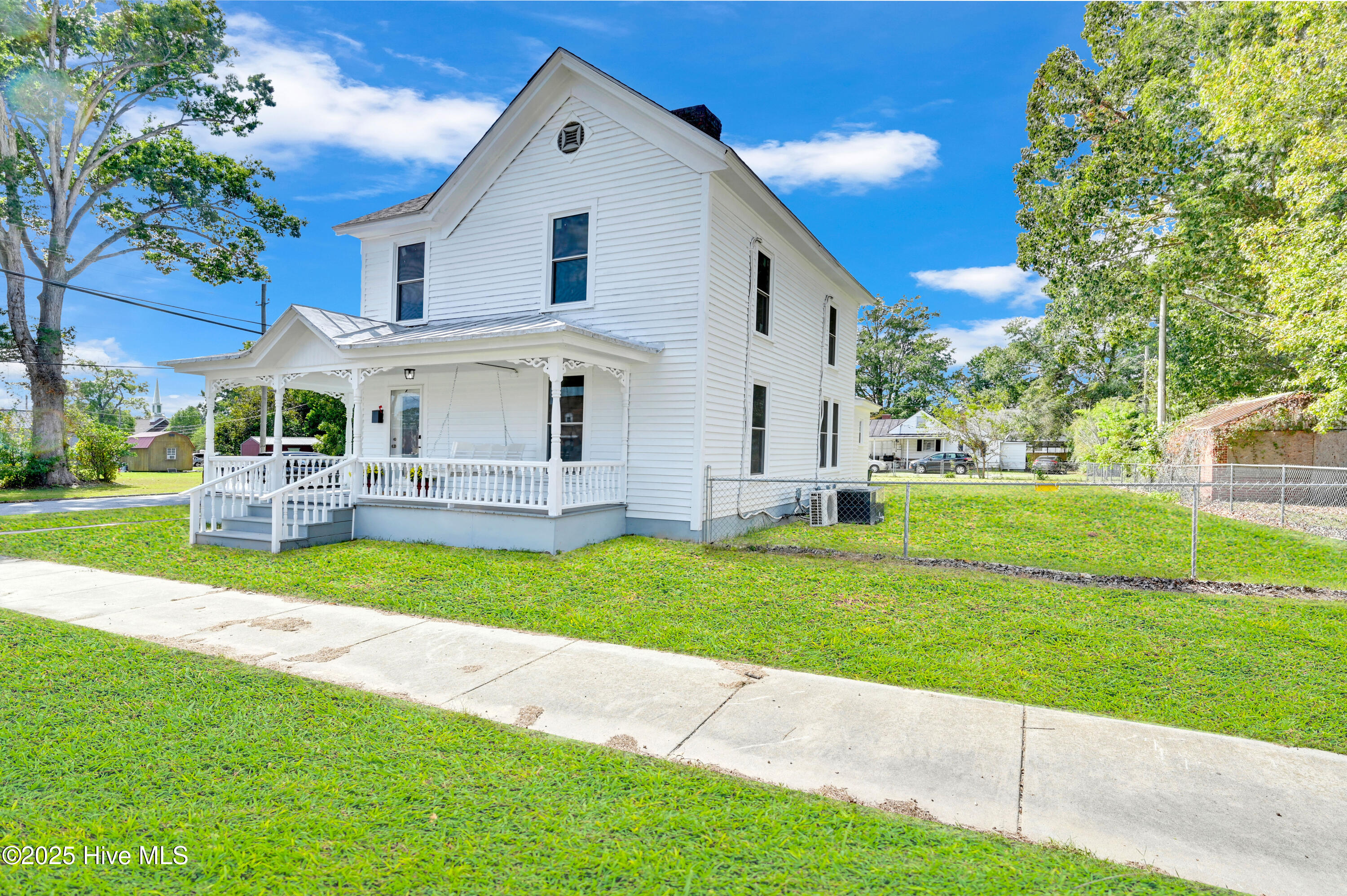 Homes for sale in Ayden, NC | 4204 Lee St, Ayden, NC 28513 | MLS# 100535692