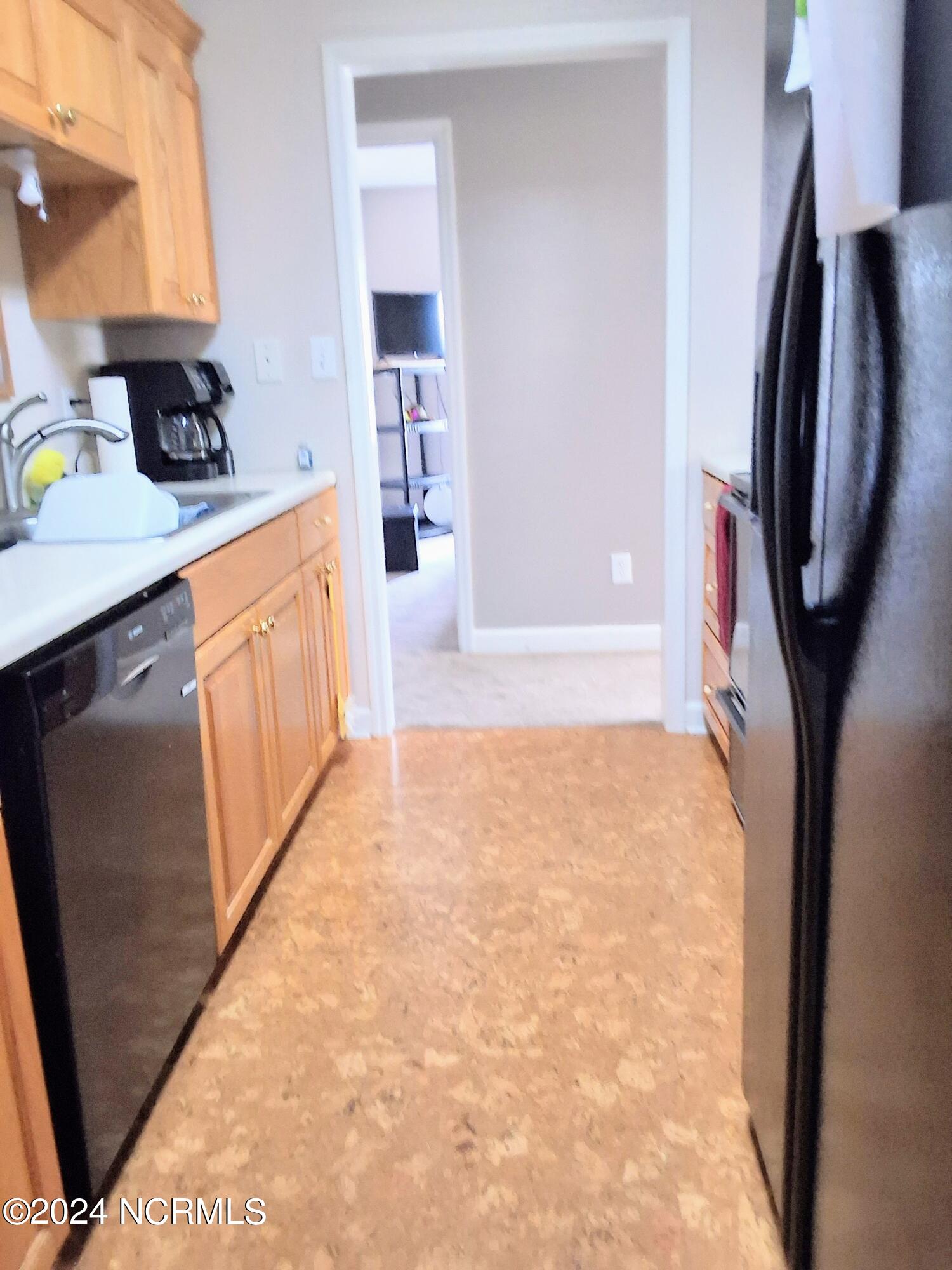 100463336 | Photo 19