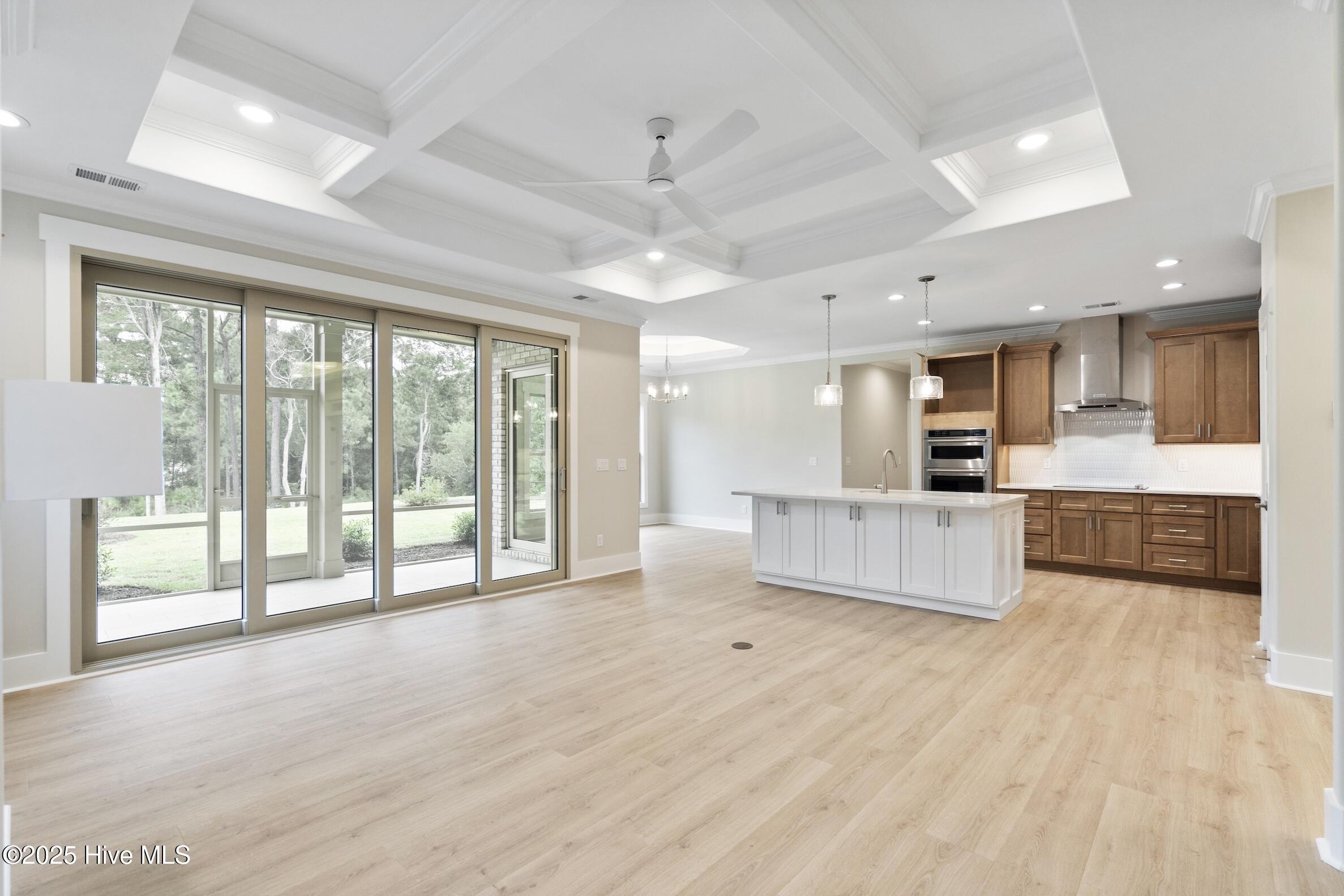 100513884 | Photo 24