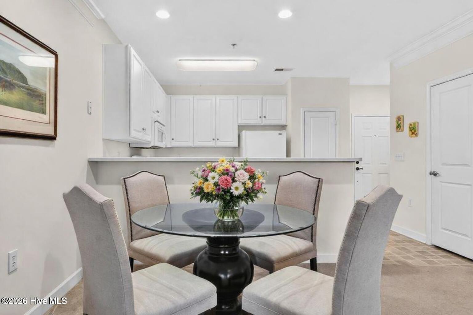 100568431 | Photo 10