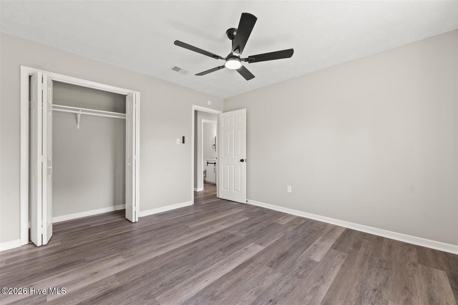 16-3605 Cameron Dr 16