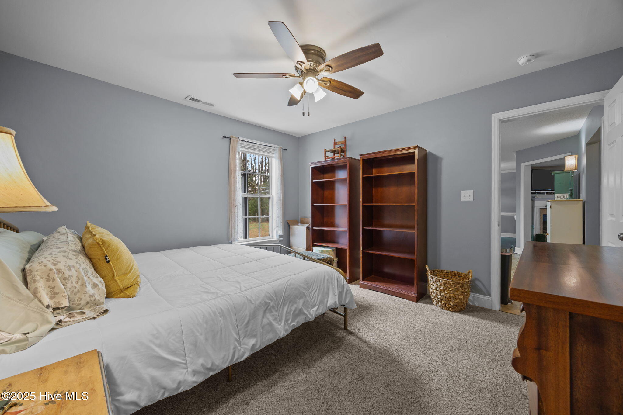 100544220 | Photo 11