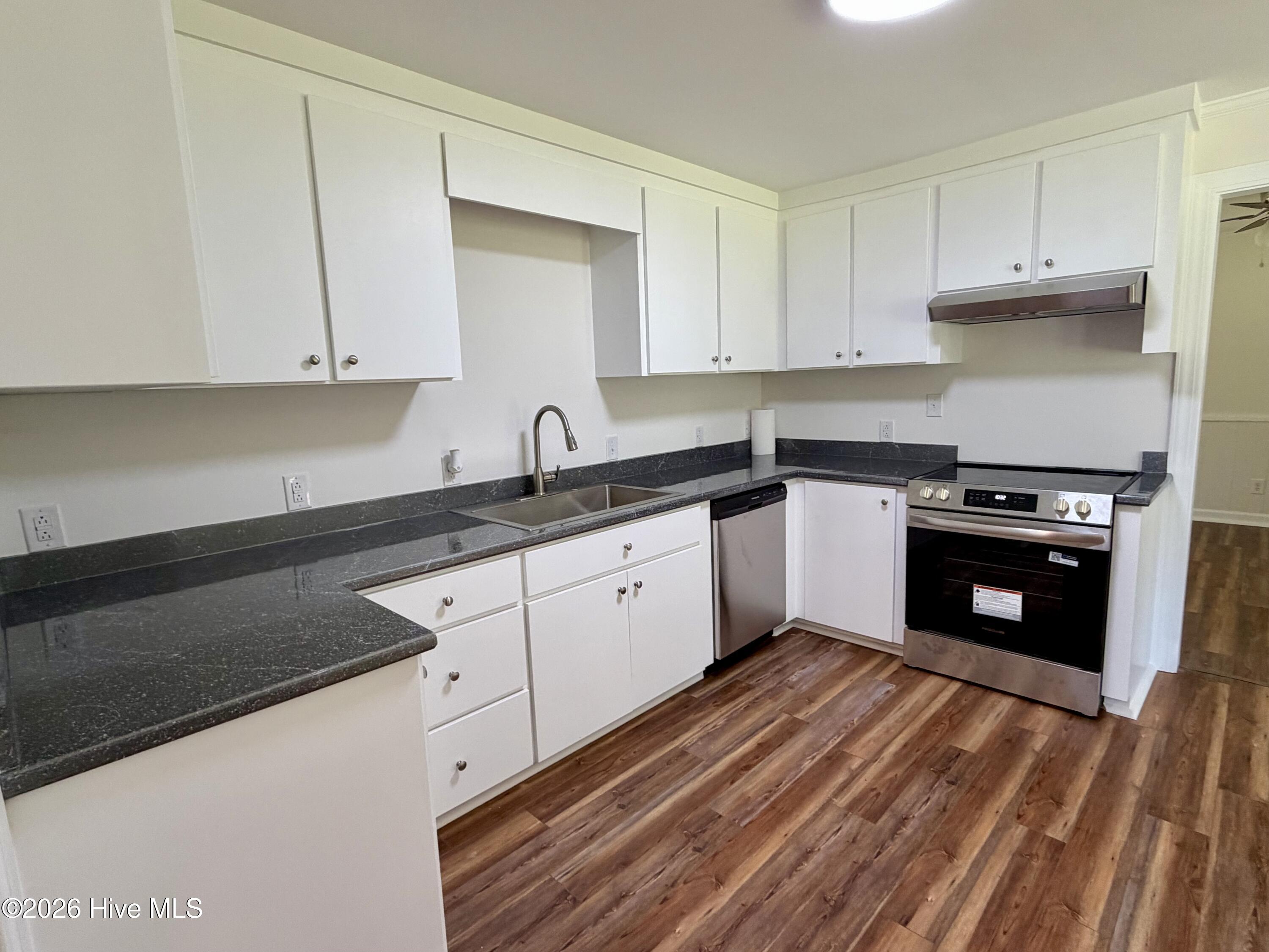 2443 Creekside Road, Kinston, NC 28504 Listing Photo  57