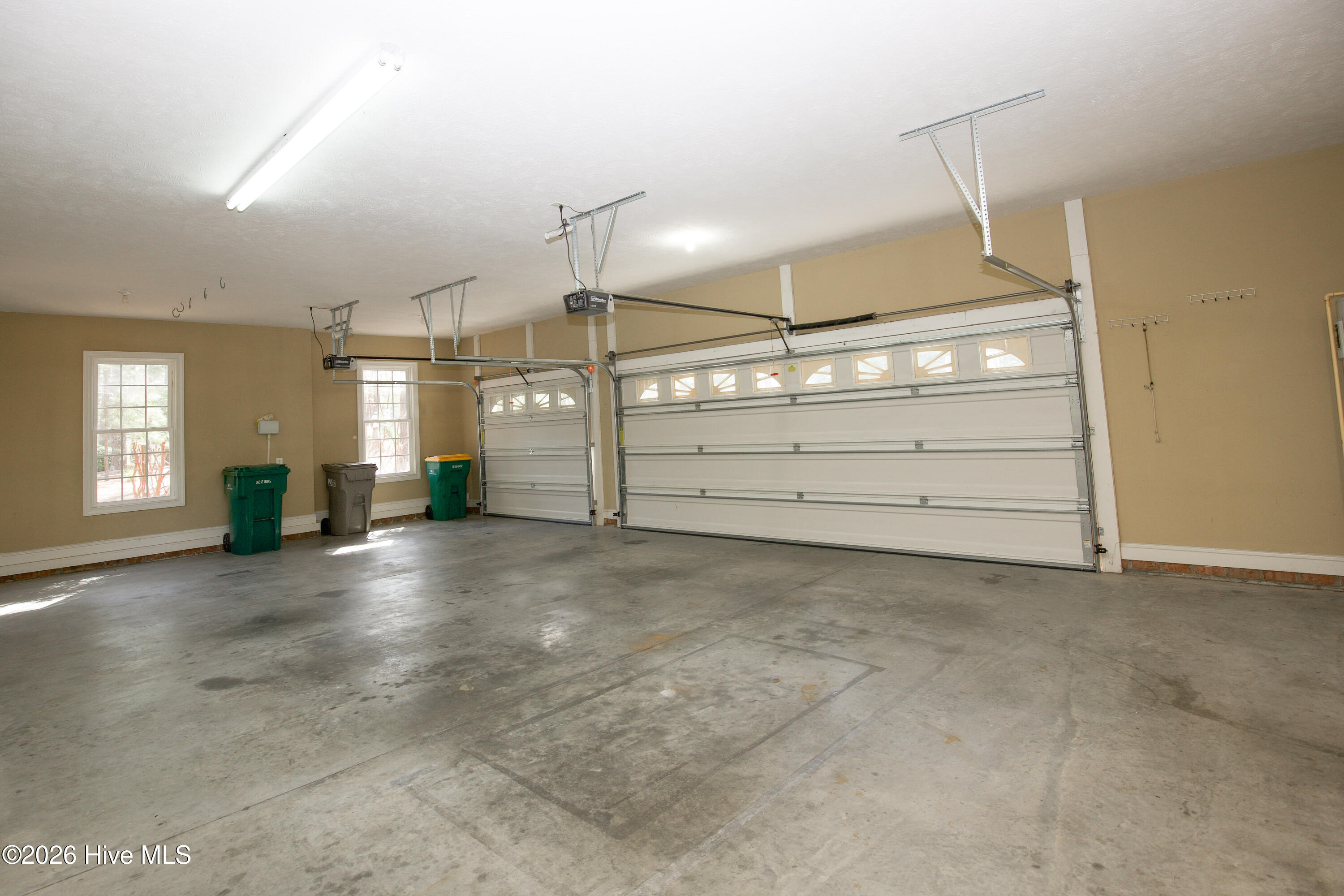16 Montrose Ct-76