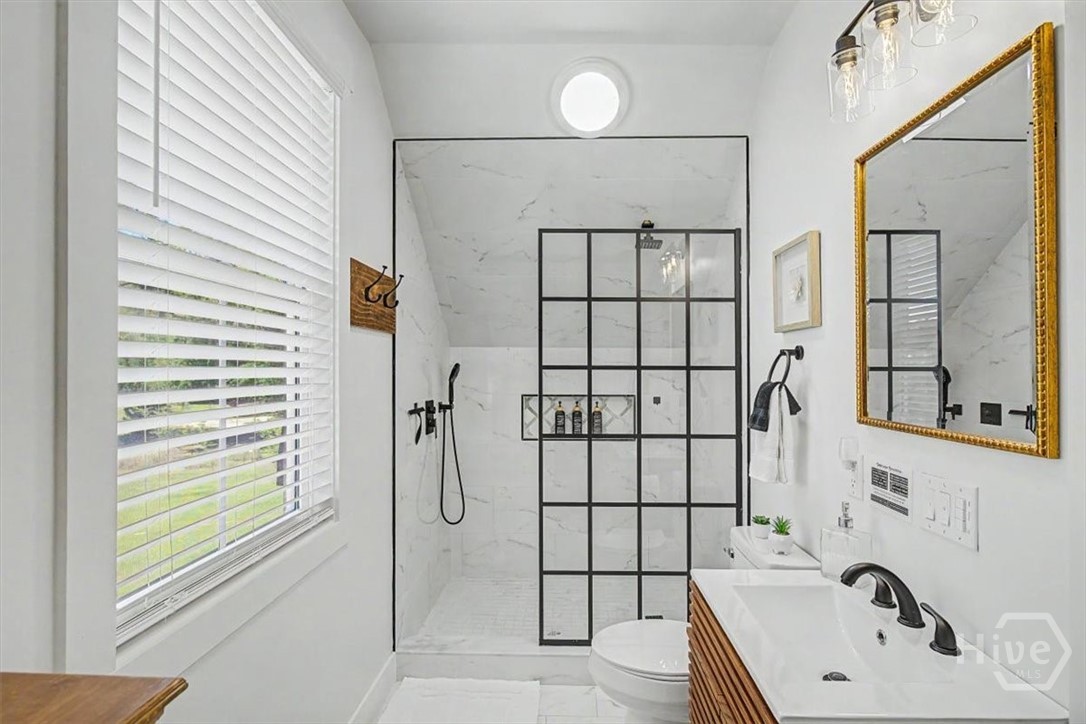 Carriage House Bath