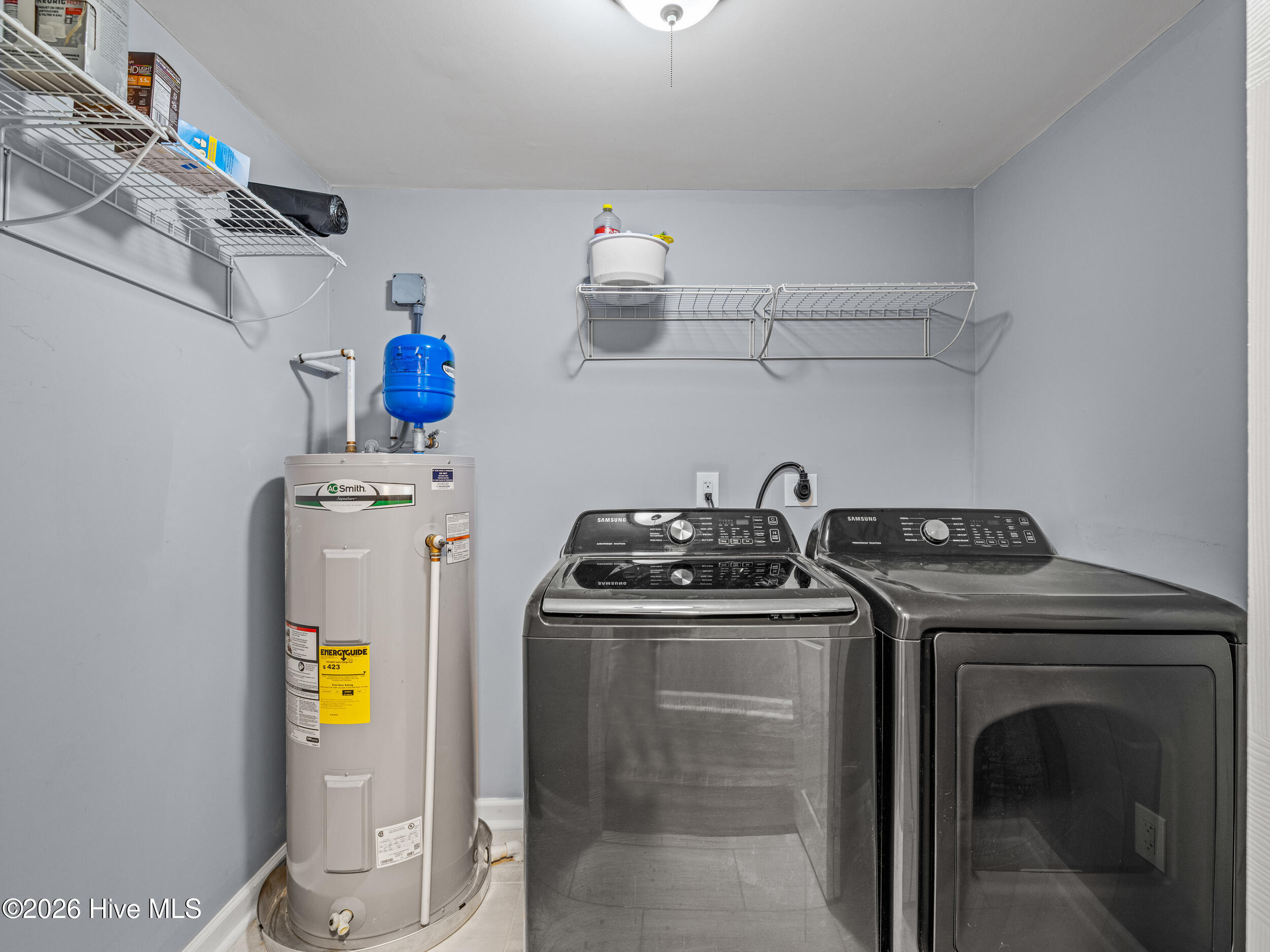 100558939 | Photo 16